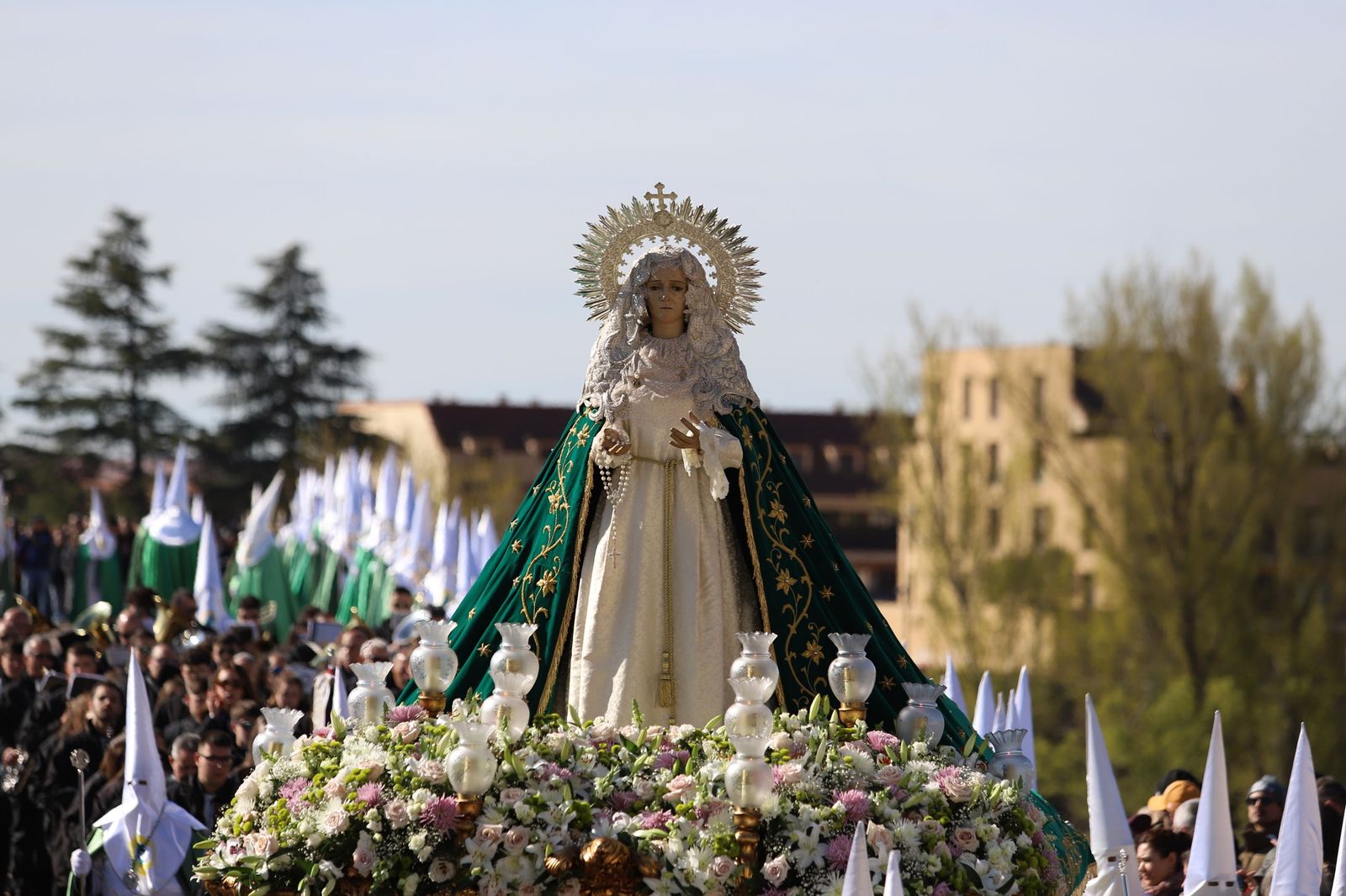 GALERÍA | Revive en imágenes la procesión de la Virgen de la Esperanza