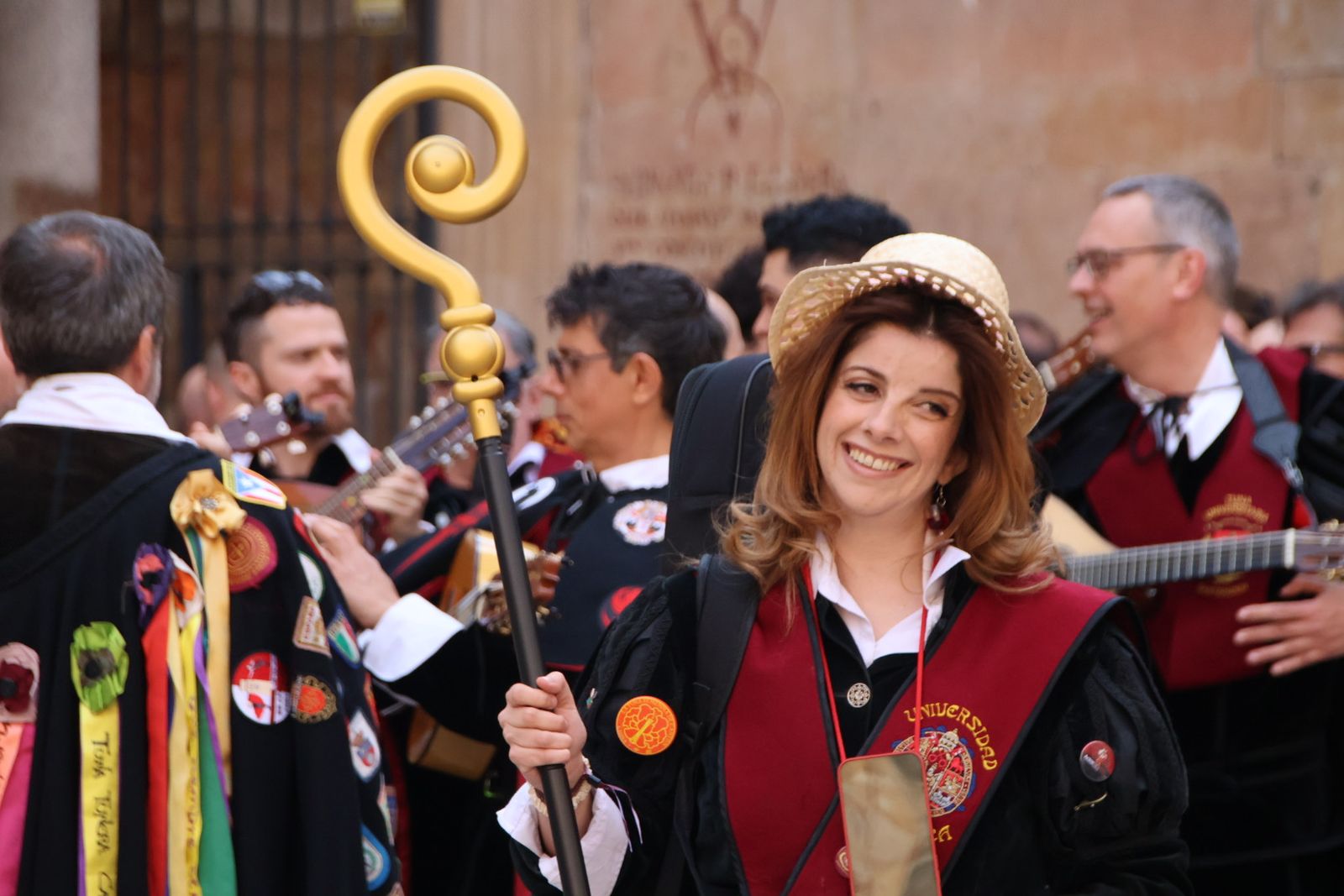 Tunas de toda España cantan al son de la historia por las calles de Salamanca
