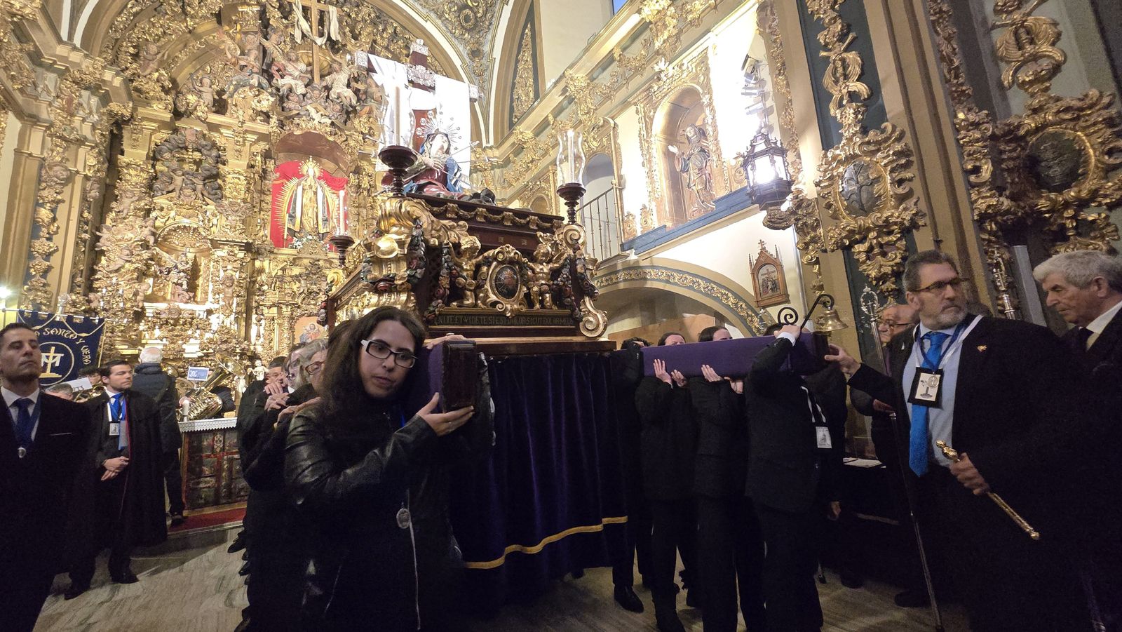 Procesión del Vía Matris de la Ilustre Cofradía de la Vera Cruz, Viernes de Dolores de 2025