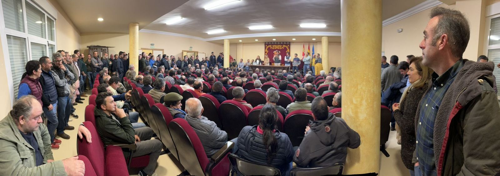 Los ganaderos hacen fuerza en Tamames para hablar sobre la nueva situación del saneamiento ganadero