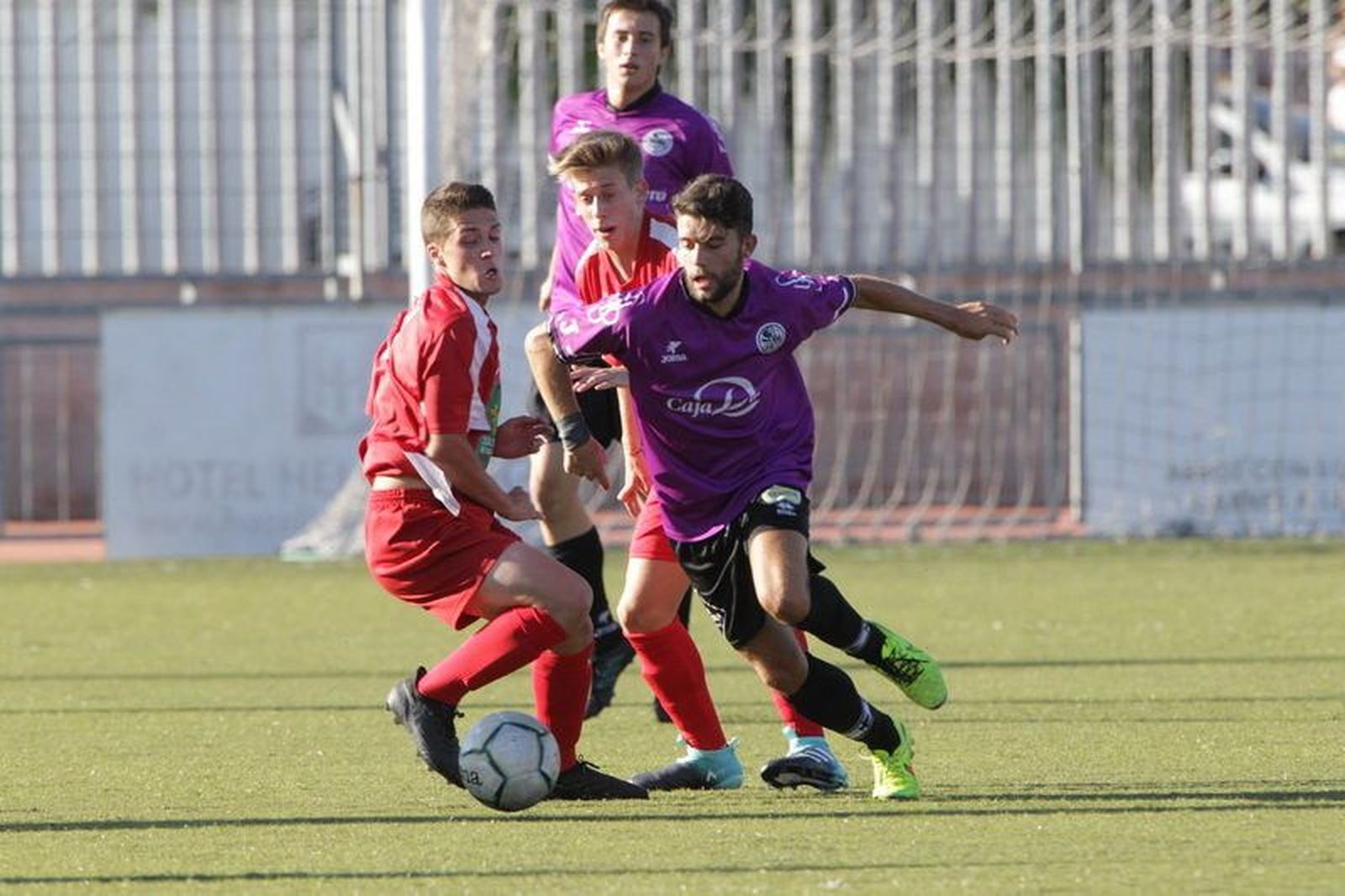 Peñaranda y Hergar salen victoriosos en los amistosos del fin de semana
