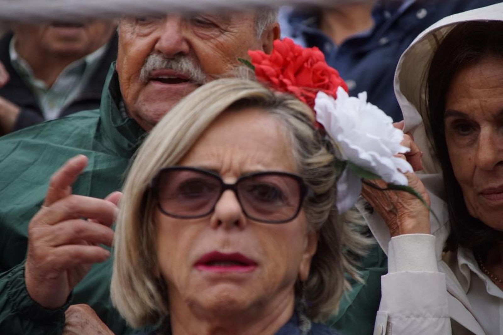 tendidos-de-la-glorieta-durante-la-corrida-de-garcia-y-olga-jimenez-5