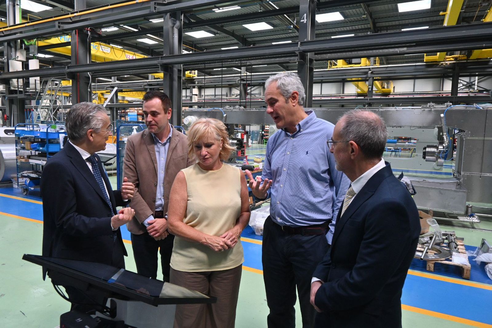 CONSEJERA DE EMPLEO VISITA HIPREBARICK