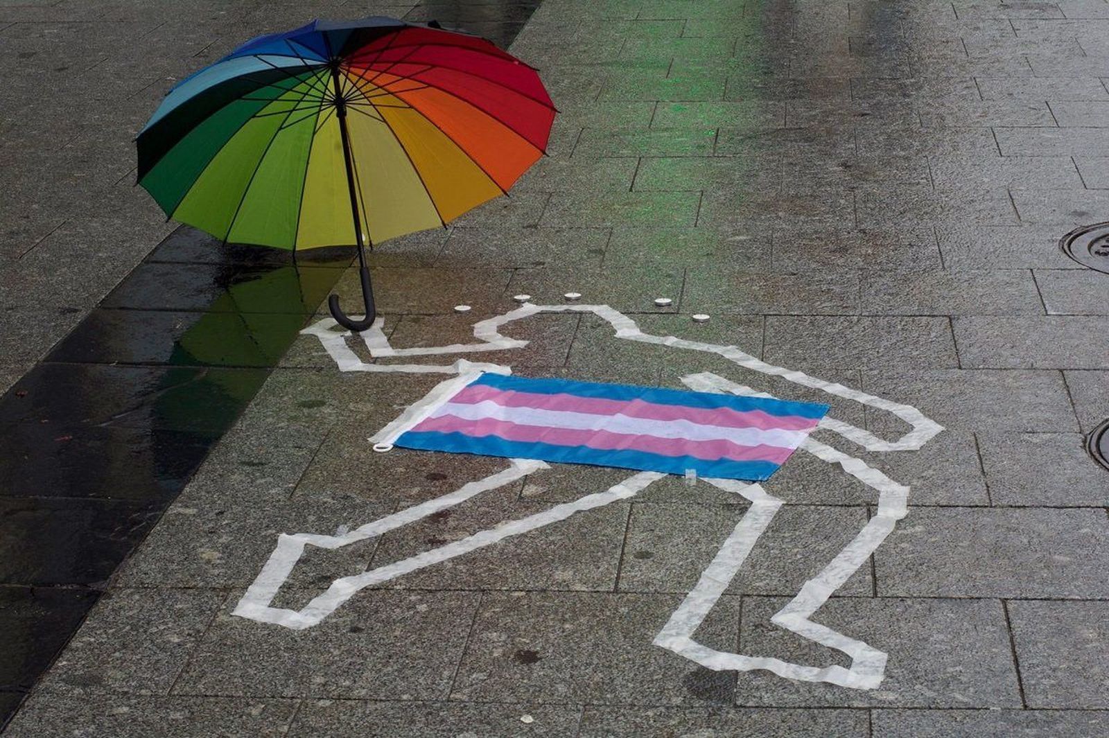 Iguales demanda que se deje de considerar enfermas a las personas trans urgentemente