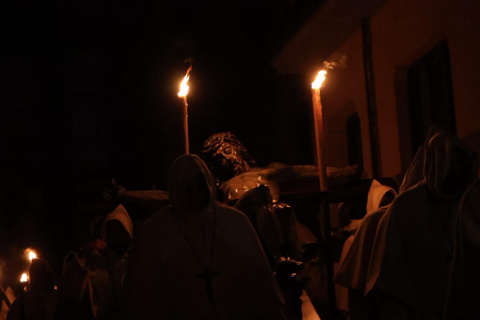 GALERÍA | Revive en imágenes la procesión de la Buena Muerte