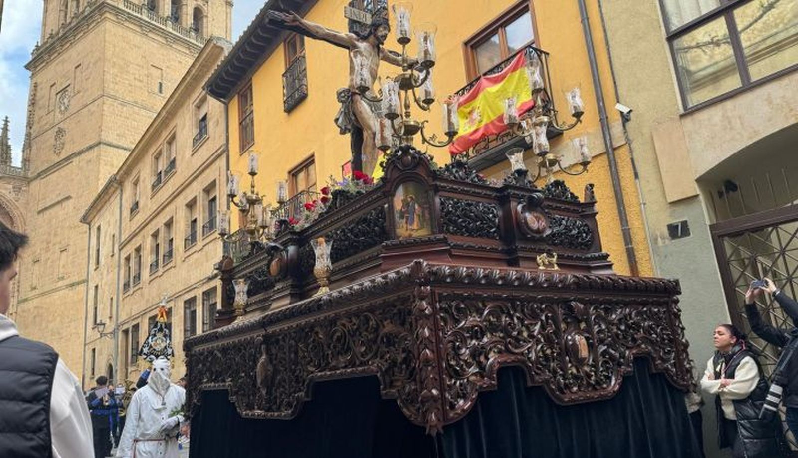 La Hermandad de Nuestro Padre Jesús del Perdón sale a la calle en este Domingo de Ramos (3)
