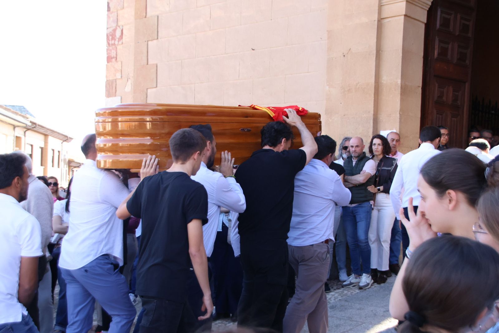 Entierro de María Caamaño en Encinas de Abajo