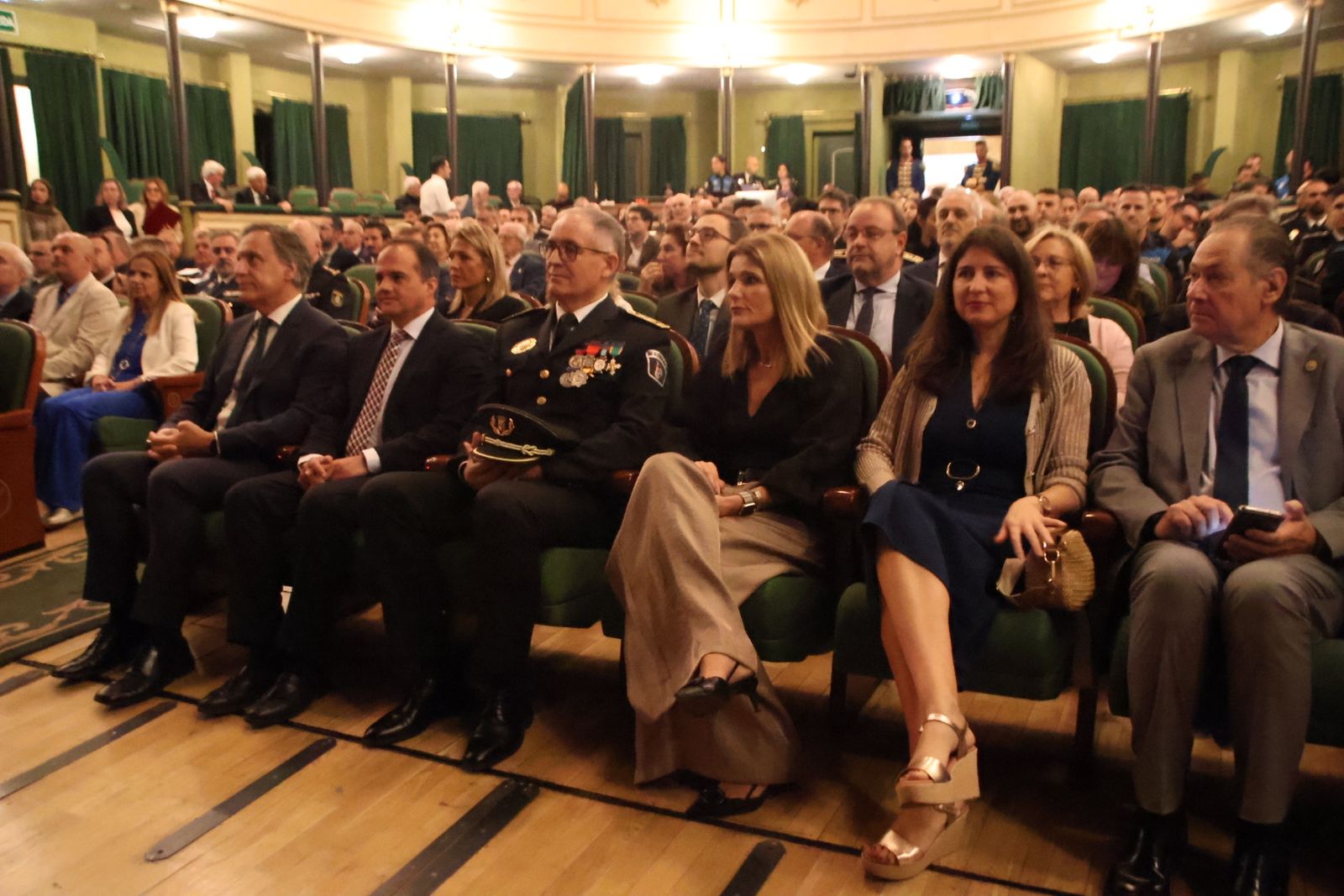 Día de la Policía Local en el Teatro Liceo