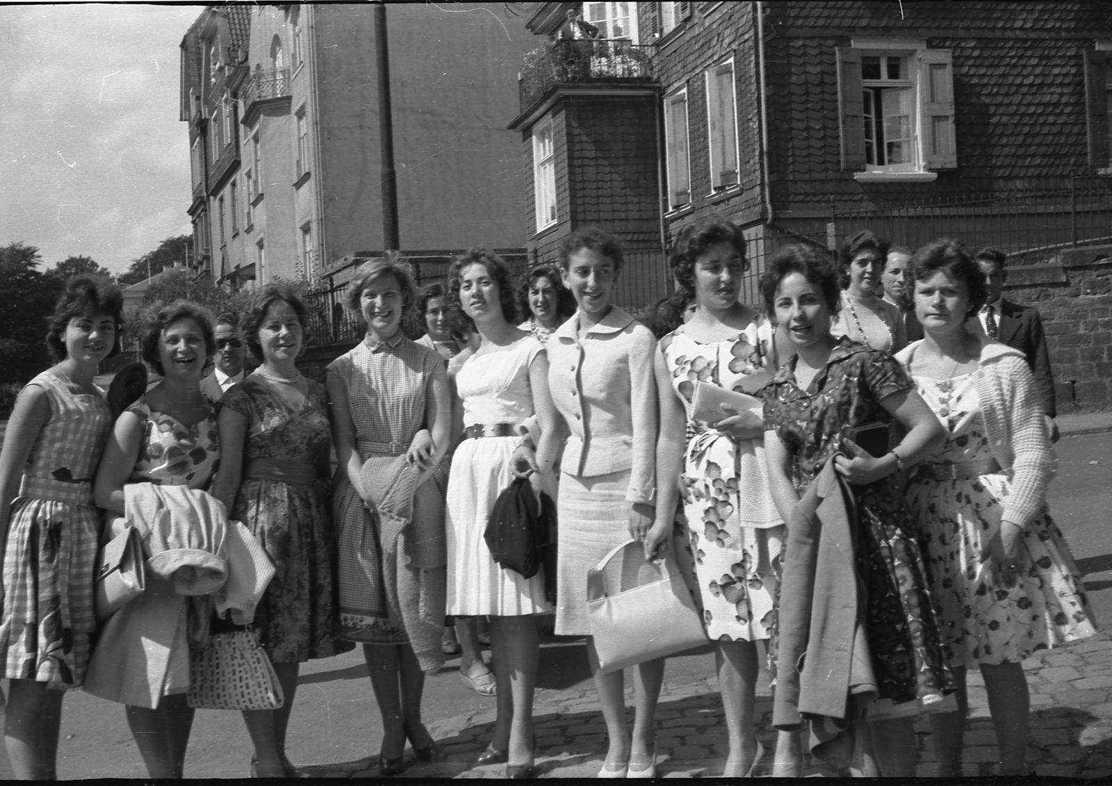 Mujeres en Westfalia en 1959 - Carlos Muñoz Álvarez