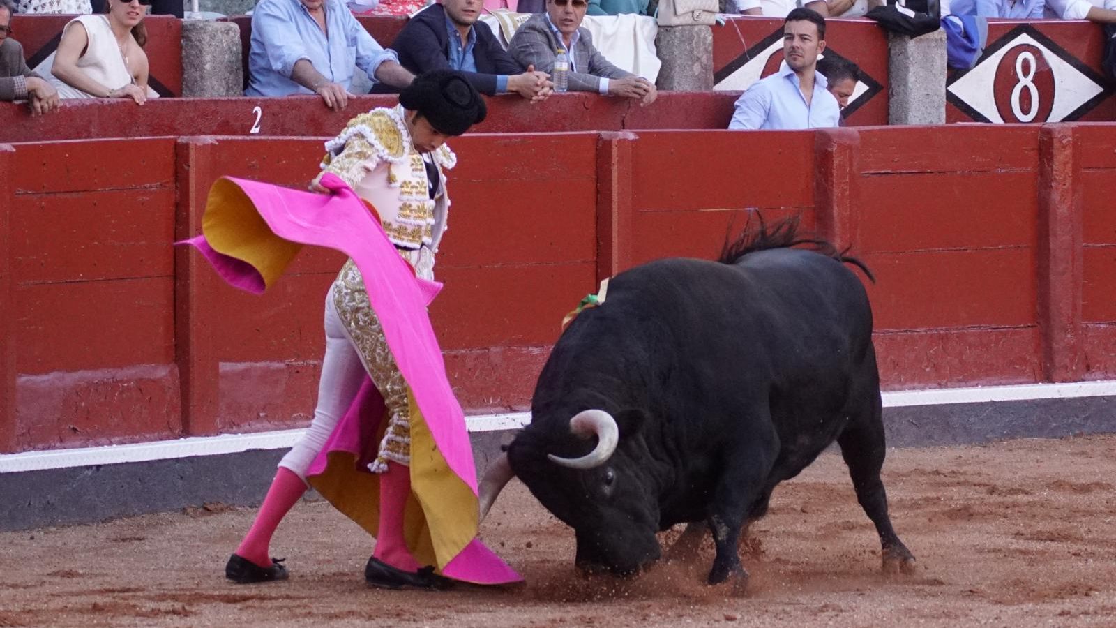 Diego San Román en La Glorieta, en su debut como matador de toros