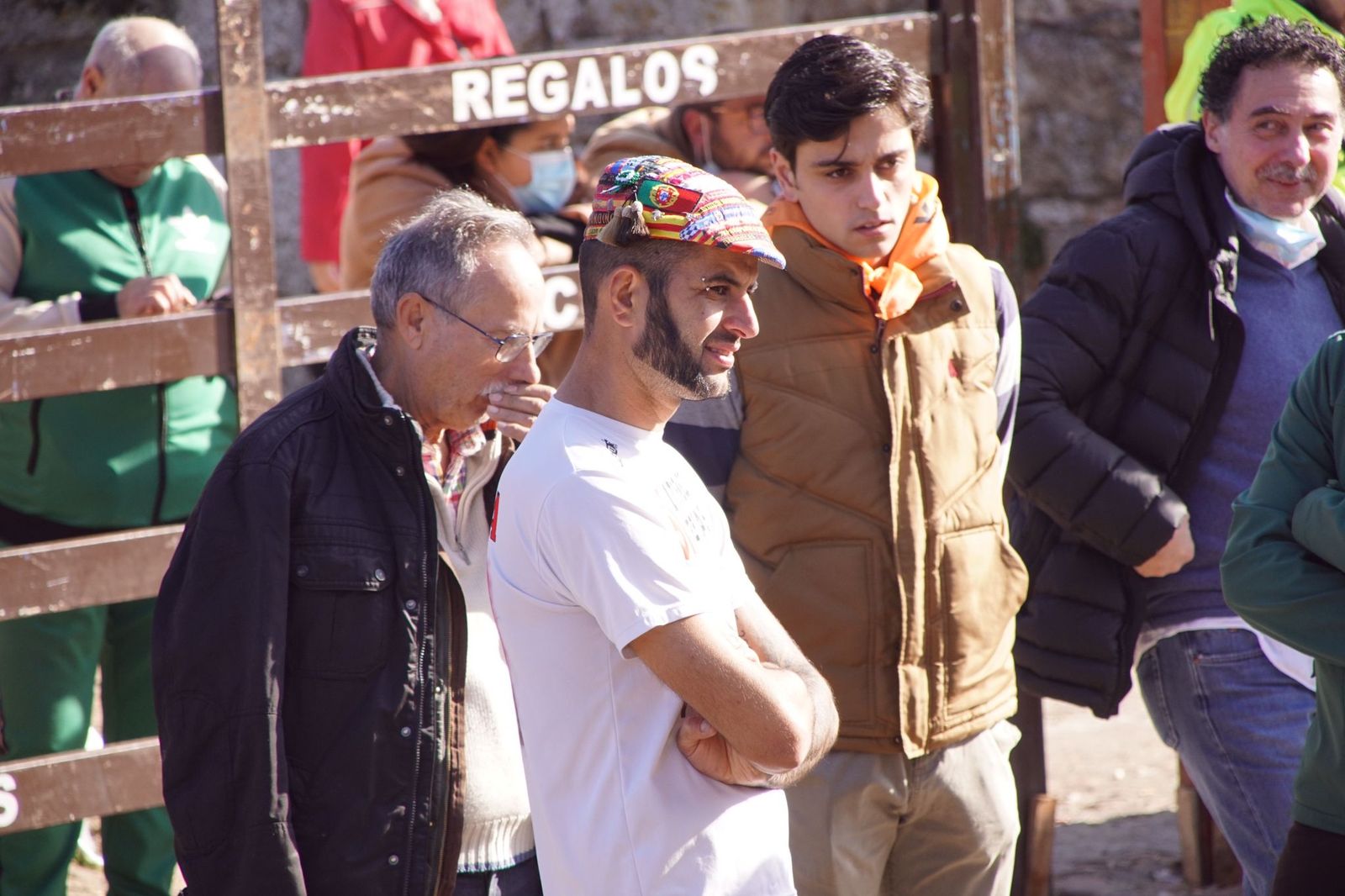 encierro-capea-y-ambiente-en-ciudad-rodrigo-en-este-lunes-de-carnaval-28