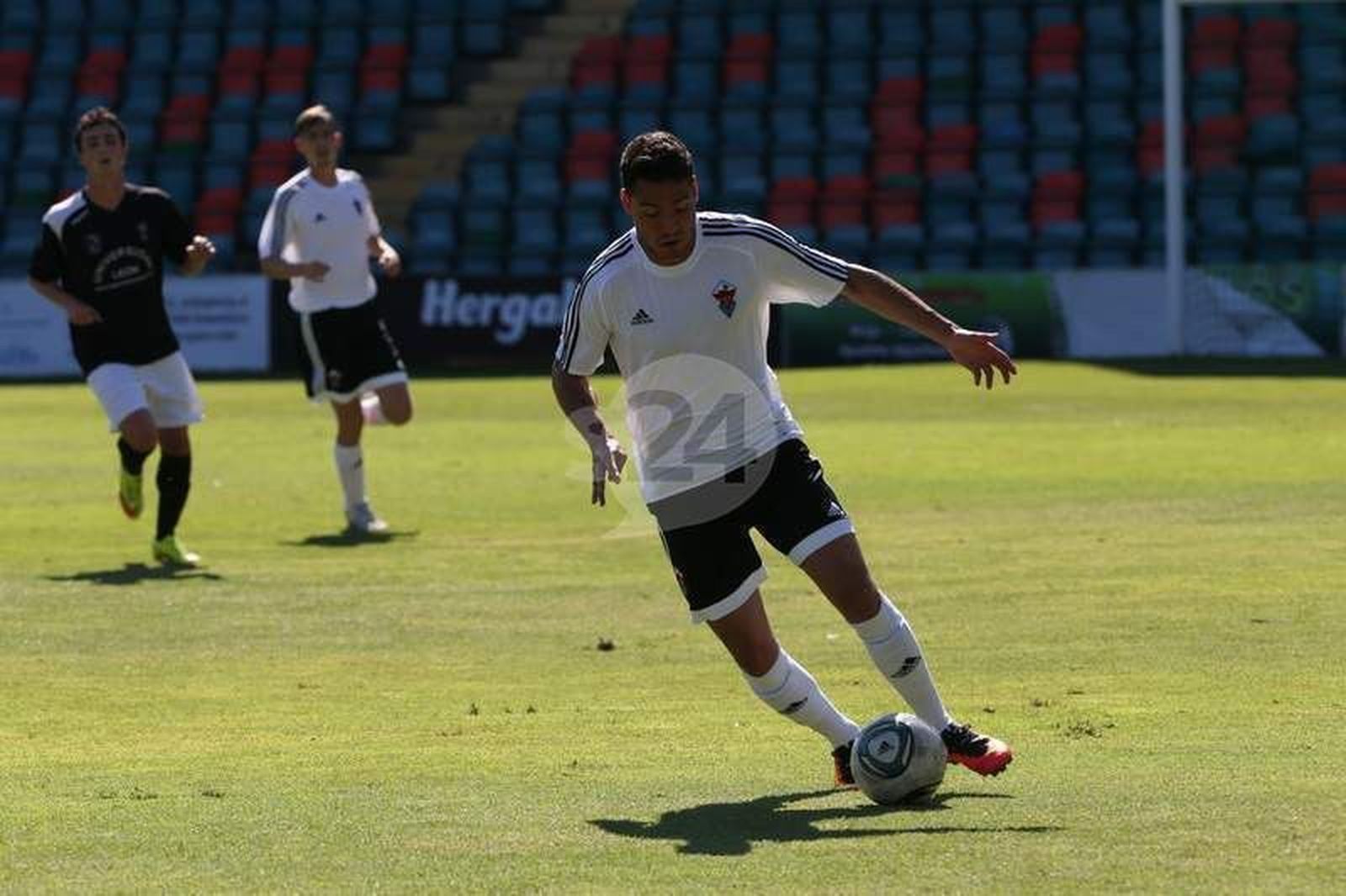 El Salmantino sentencia en la recta final ante Universidad de Valladolid