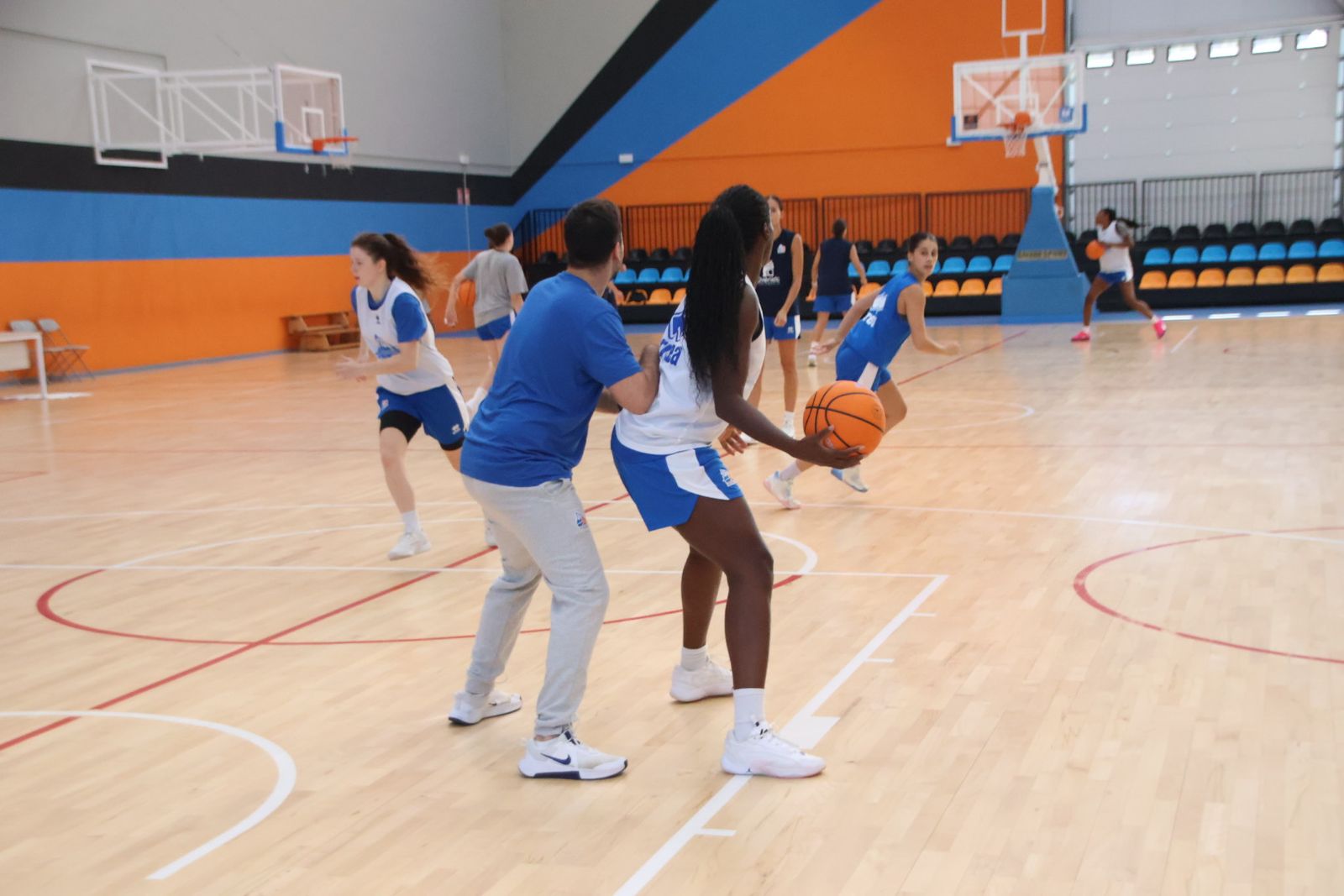 Entrenamiento de Perfumerías Avenida 3/9/2025