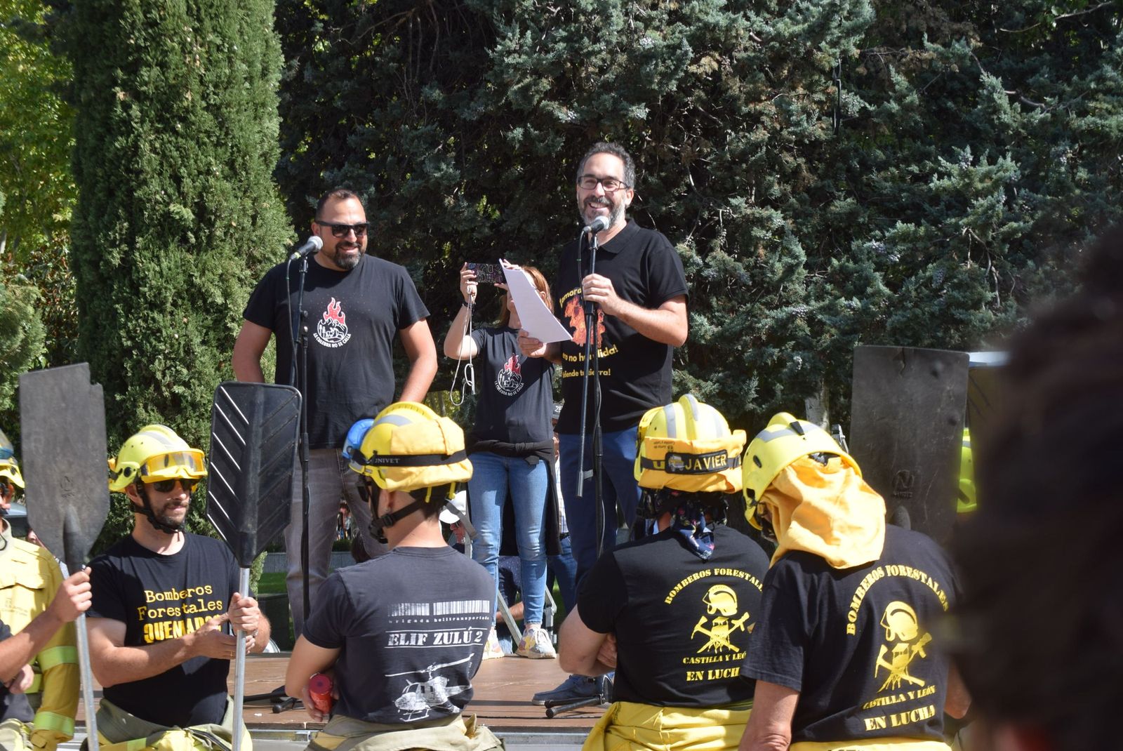 Concentración para reclamar "respeto y justicia" para Zamora tras los incendios