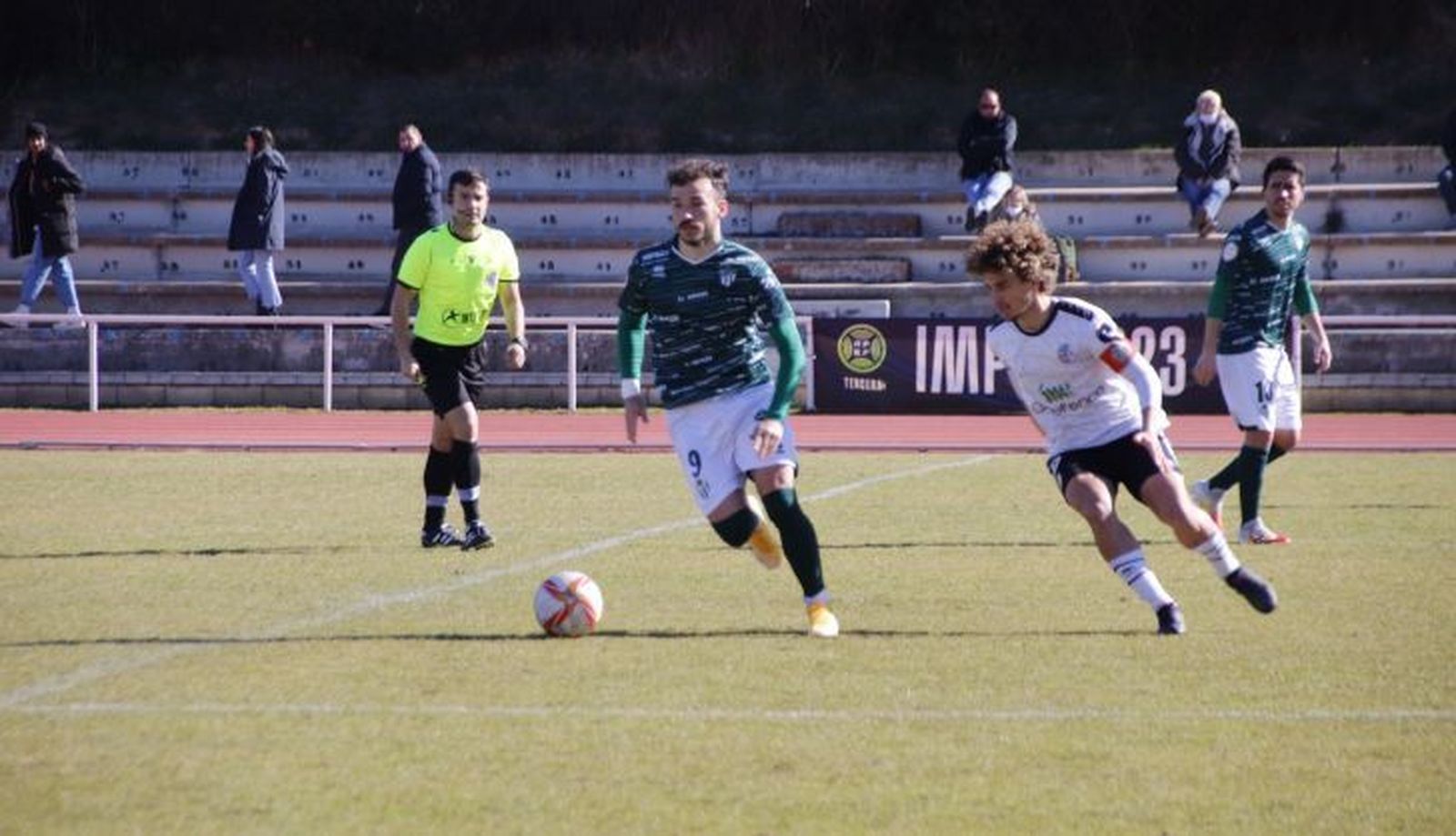 Giráldez, en el duelo ante el Salamanca CF UDS B | FOTO SALAMANCA24HORAS.COM