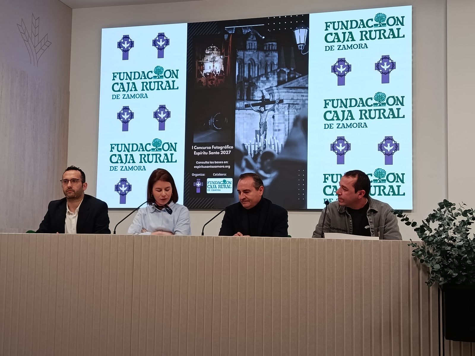 La Hermandad del Espíritu Santo presenta su primer concurso de fotografía