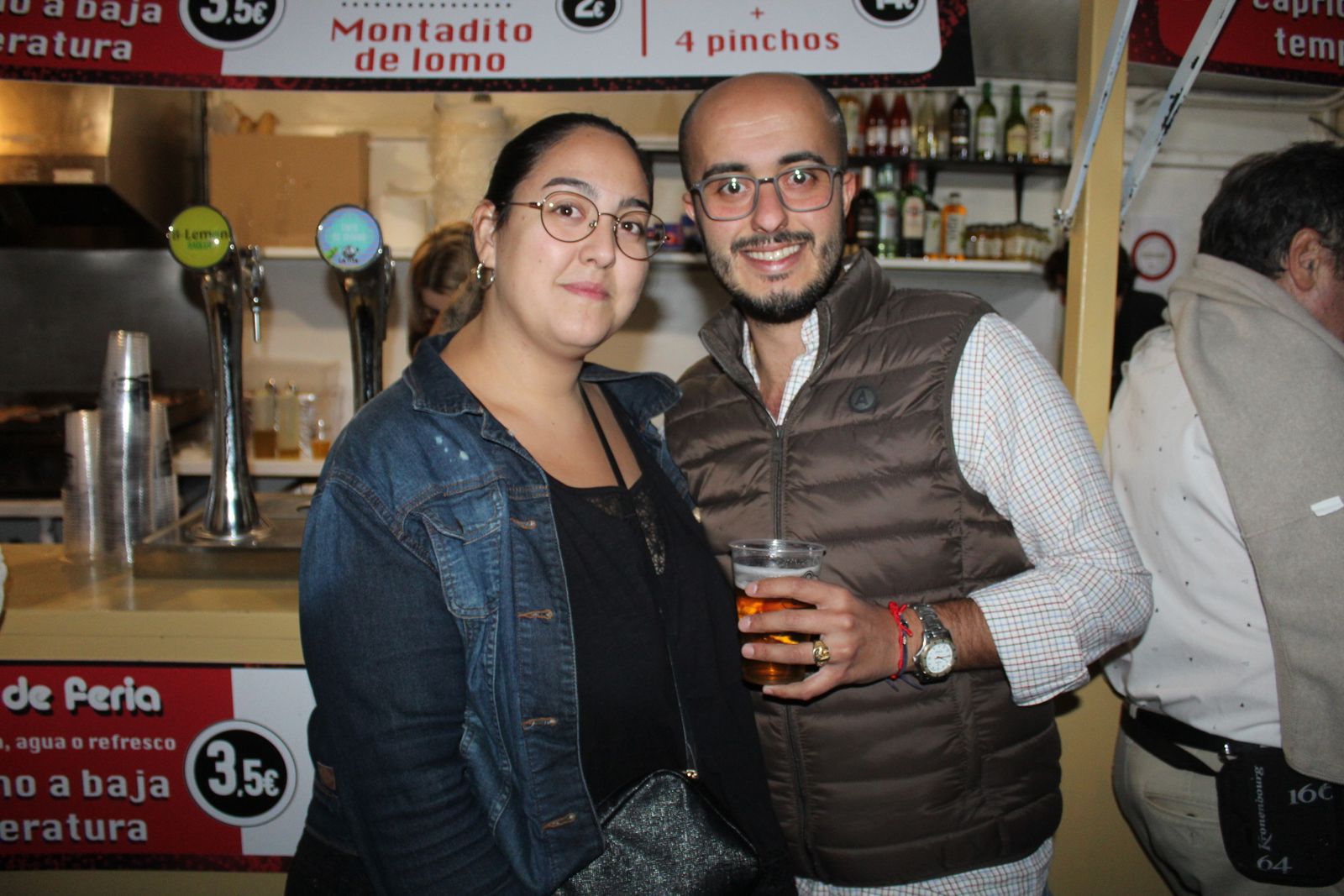 Ambiente en la Feria de Día en la tarde de este lunes