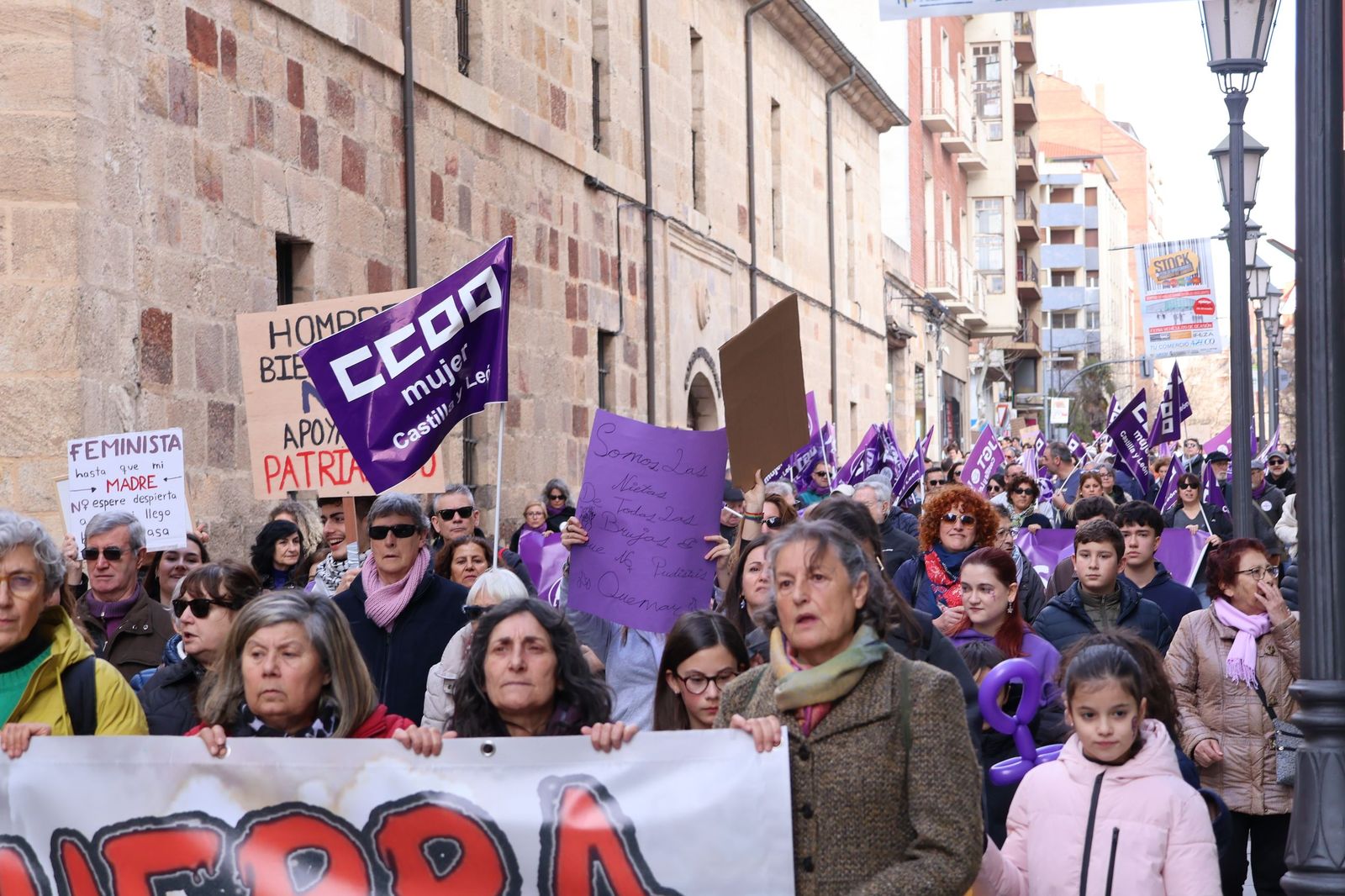 GALERÍA | La manifestación del 8M por las calles de Zamora, en imágenes