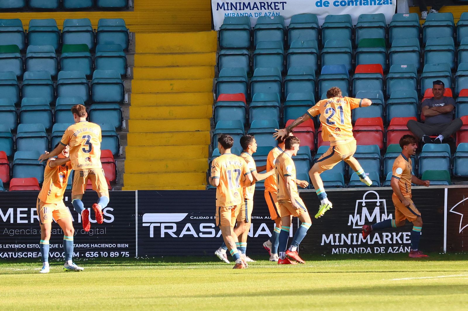 Salamanca CF UDS - Rayo Cantabria