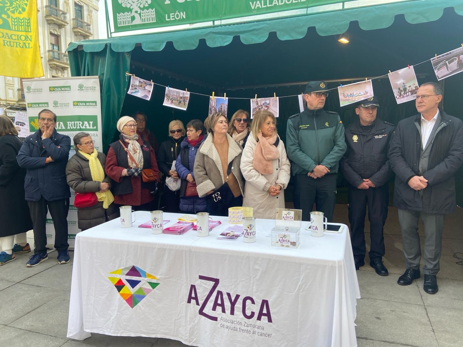 Azayca sale a la calle para concienciar sobre hábitos saludables frente al cáncer. Archivo.