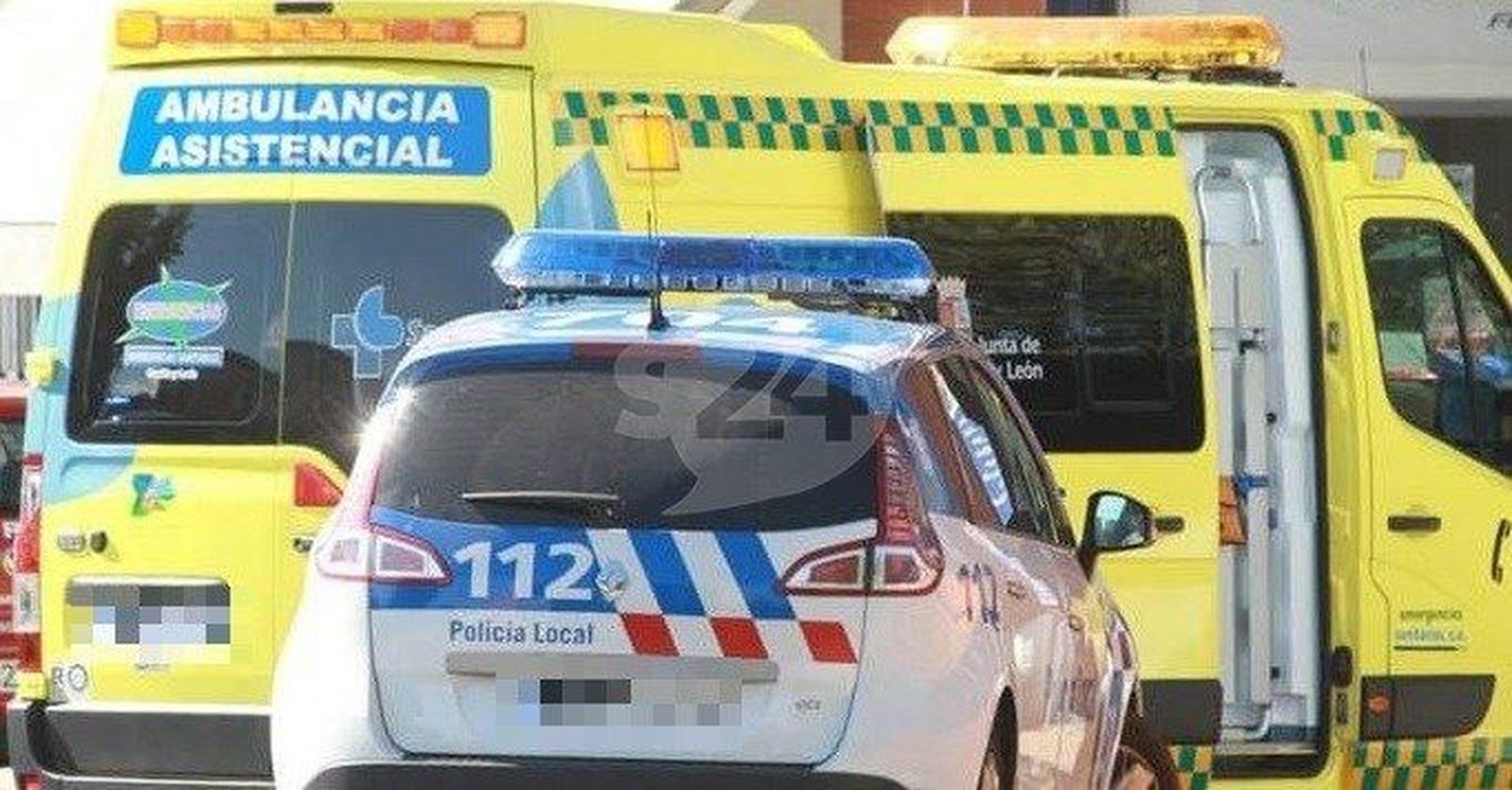 Herido al colisionar su coche con un autobús en el paseo de Torres Villarroel