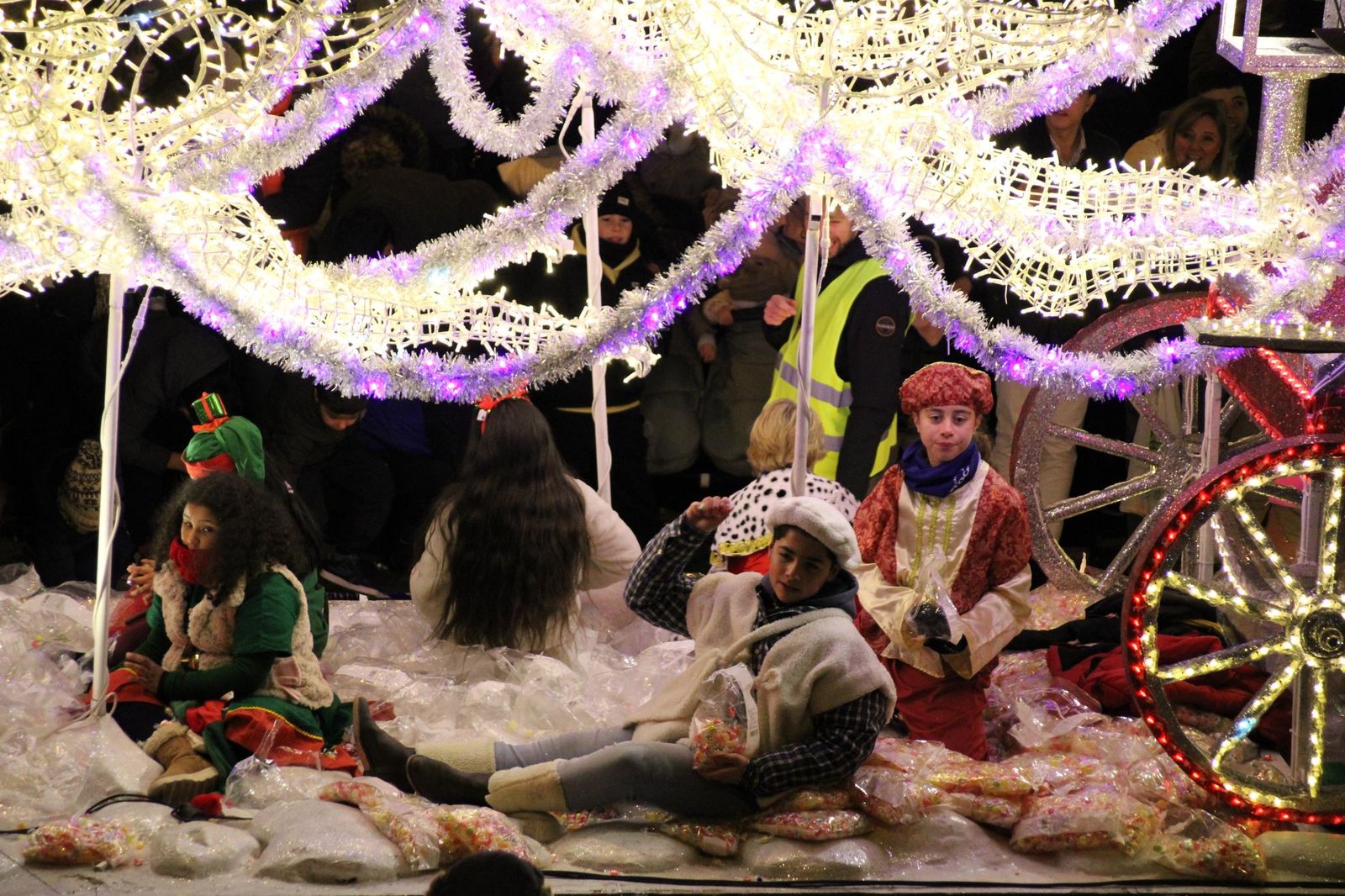 Los Reyes Magos recorren las calles de Salamanca en la Cabalgata 2026