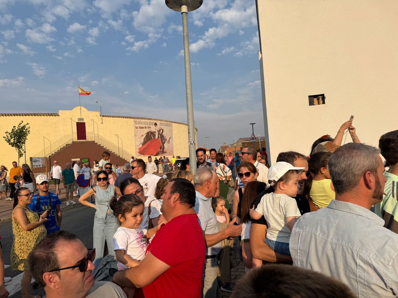 Encierro infantil de Mini Bueyes en Guijuelo durante sus fiestas 2025