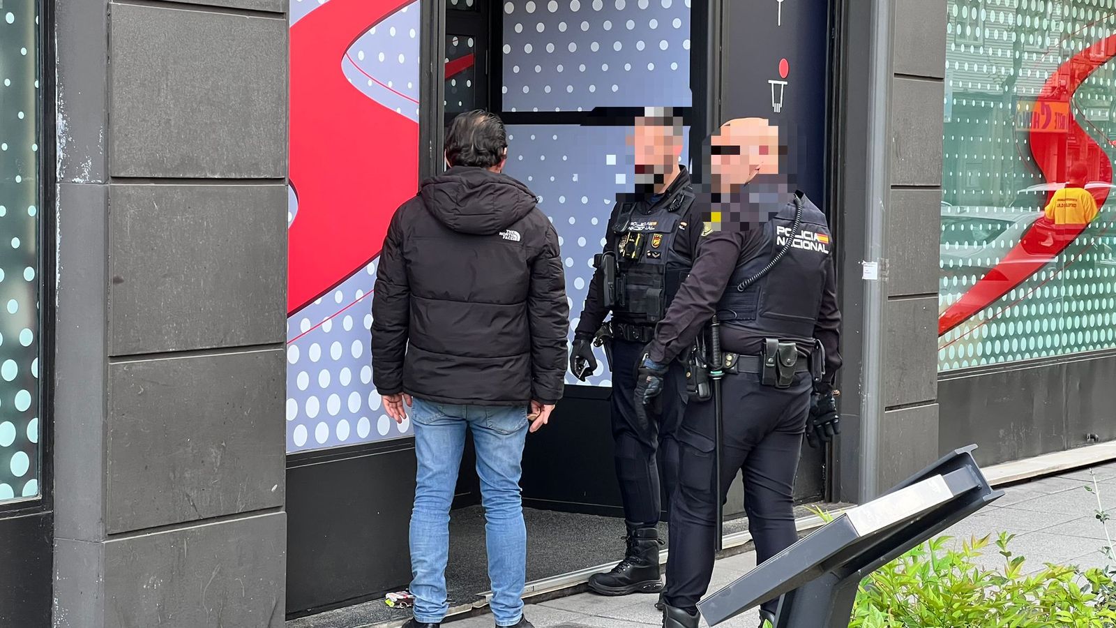 Pelea múltiple en el paseo de Carmelitas