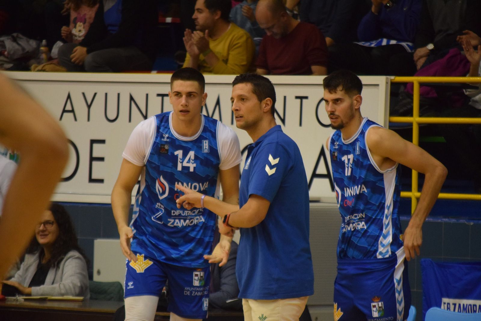 CB Zamora   Iraurgi (22)