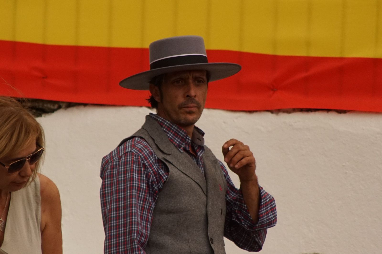 Javier Castaño se despide de Guijuelo y Damián Castaño, su hermano, e Ismael Martín salen a hombros en Guijuelo