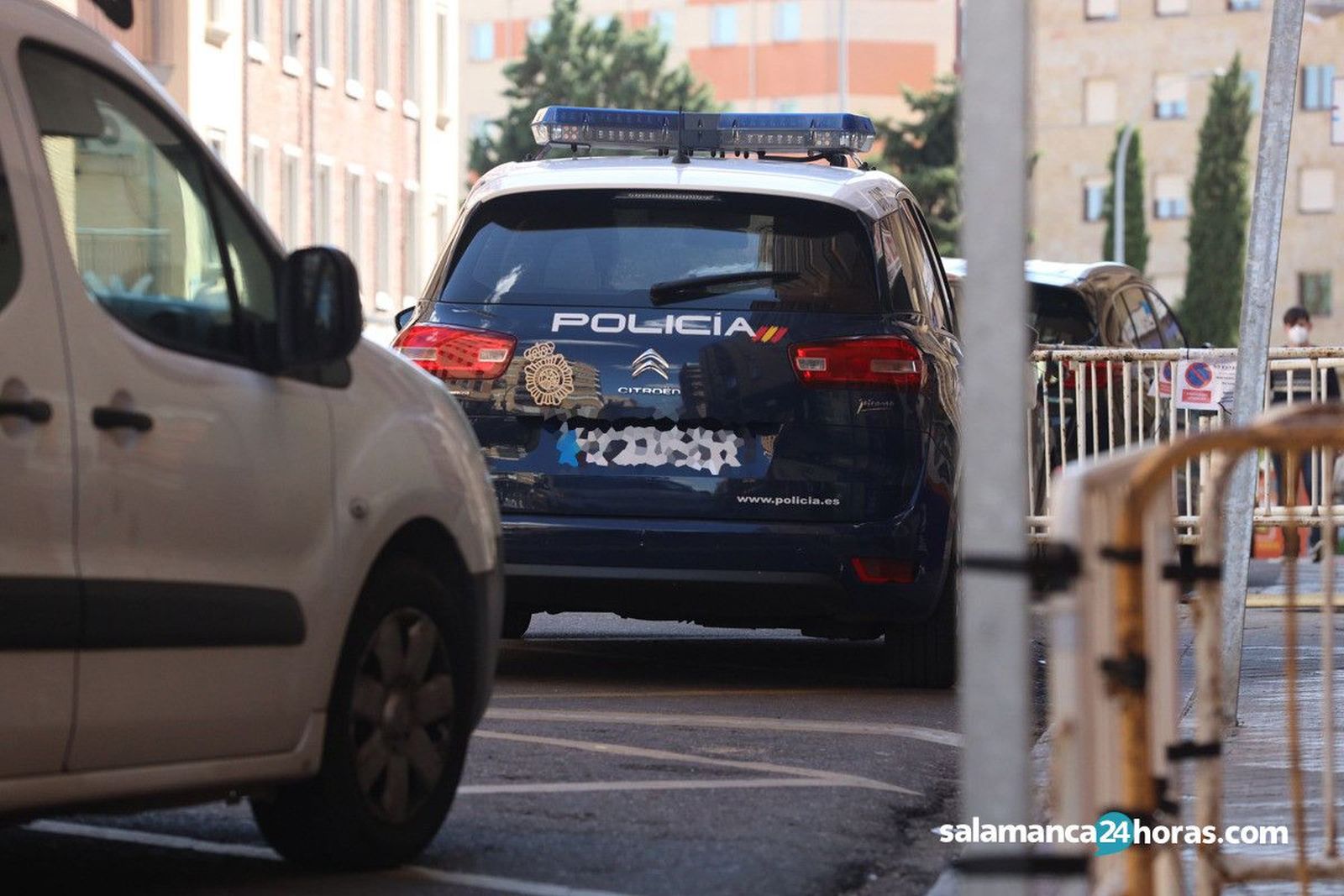 Policía nacional calle méjico (11)