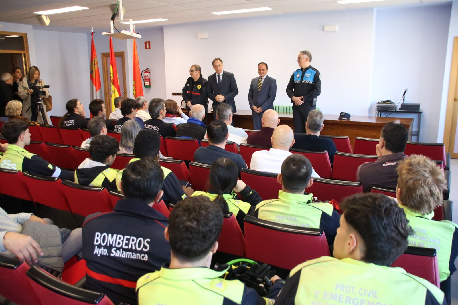 Homenaje a personal jubilado del Servicio de Prevención, Extinción de Incendios y Salvamento