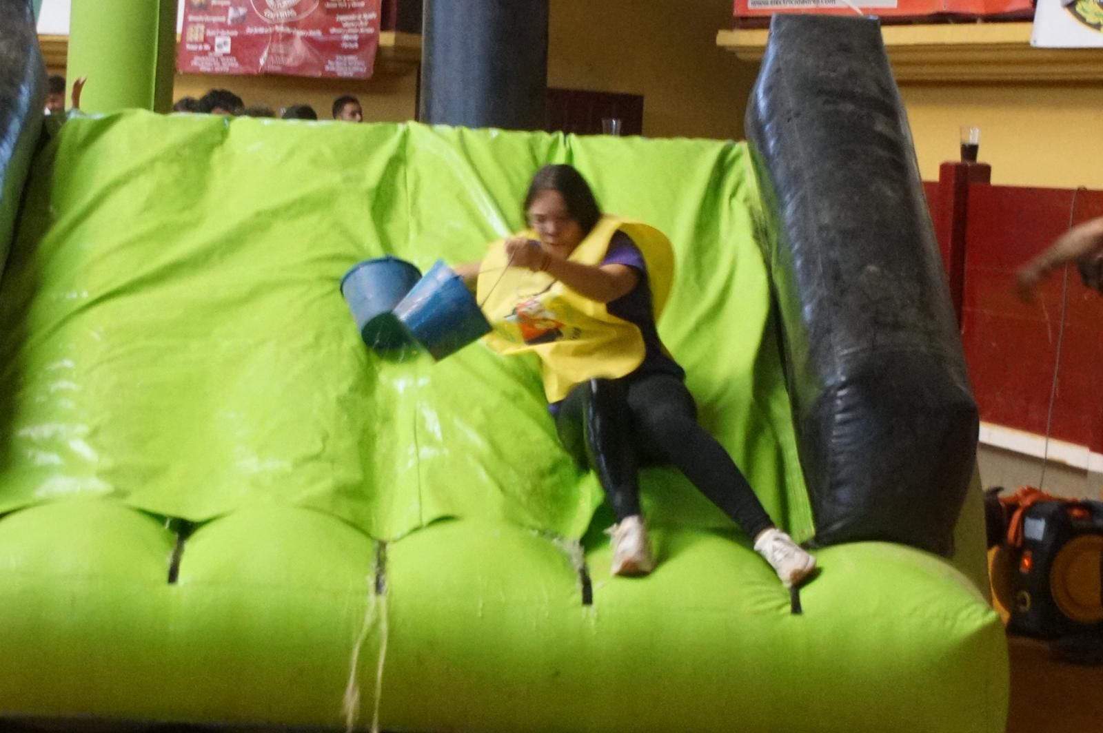 Humor amarillo en Alba de Tormes