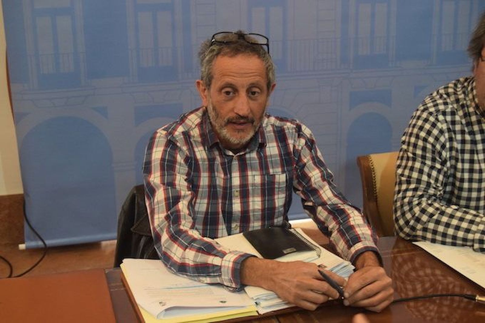 Fernández asegura que "la fuente de La Marina funciona correctamente" y achaca las filtraciones al forjado del parking