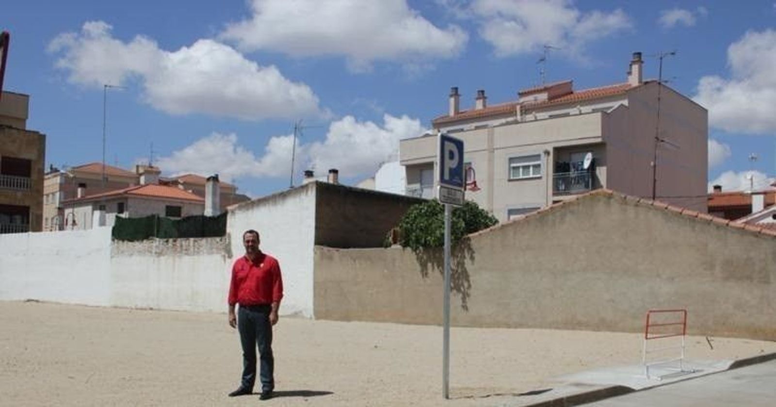 El Ayuntamiento crea 30 nuevas plazas de aparcamiento en 'La Fontanica'