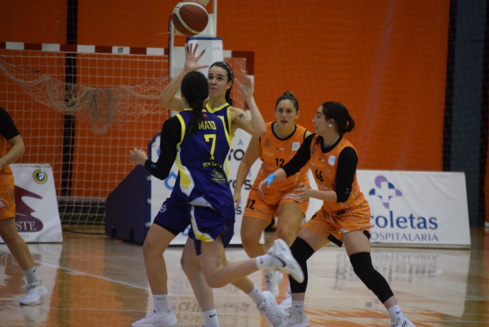 cd-zamarat-real-canoe-12