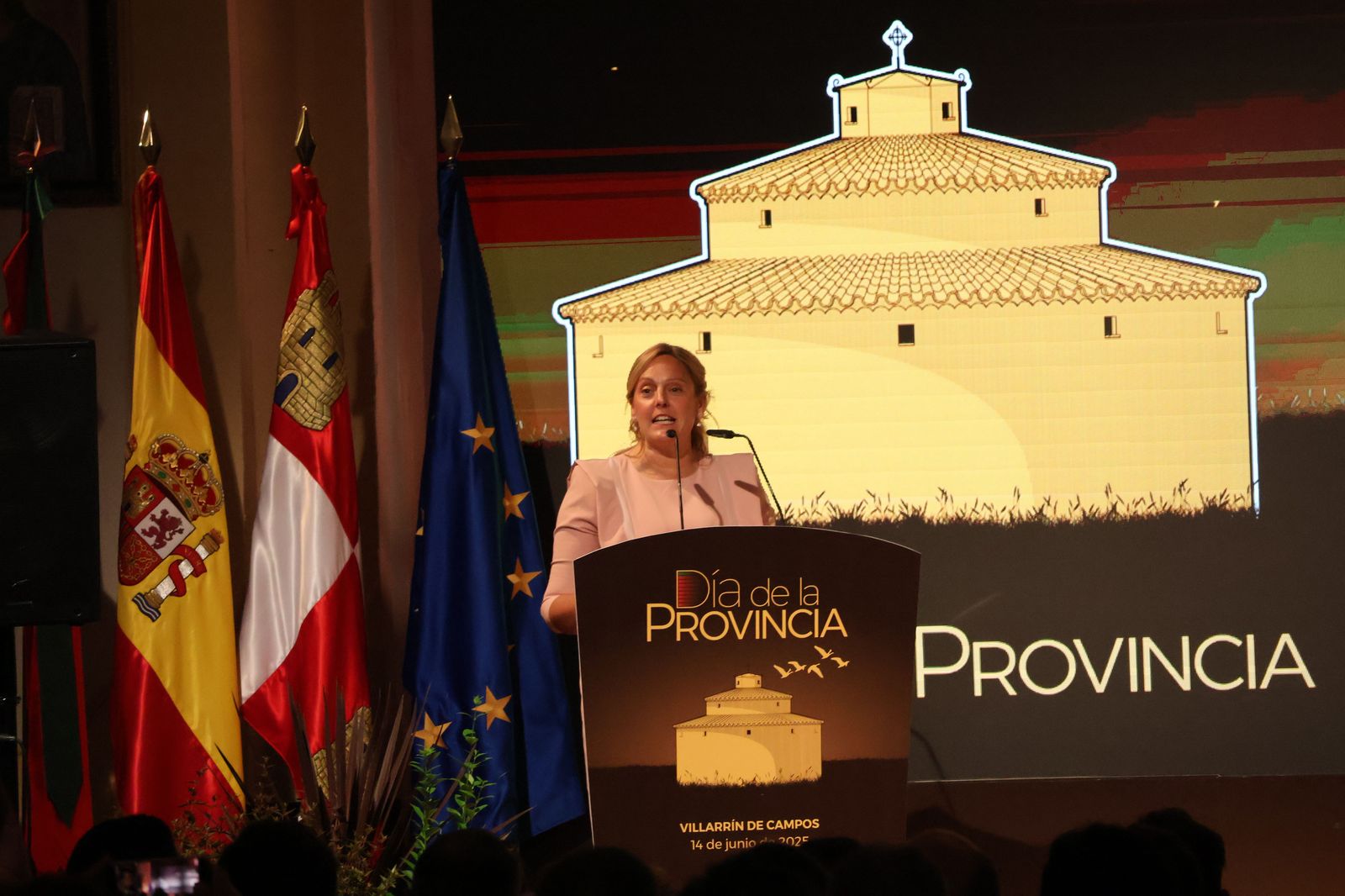 Alcaldesa de Villarrín de Campos, Ainhoa Aranguren. Discurso Día de la Provincia. Alcaldesa de Villarrín de Campos, Ainhoa Aranguren. Discurso Día de la Provincia.