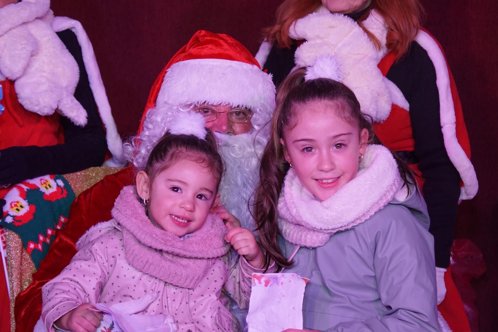 El Encinar recibe la visita de Papa Noel