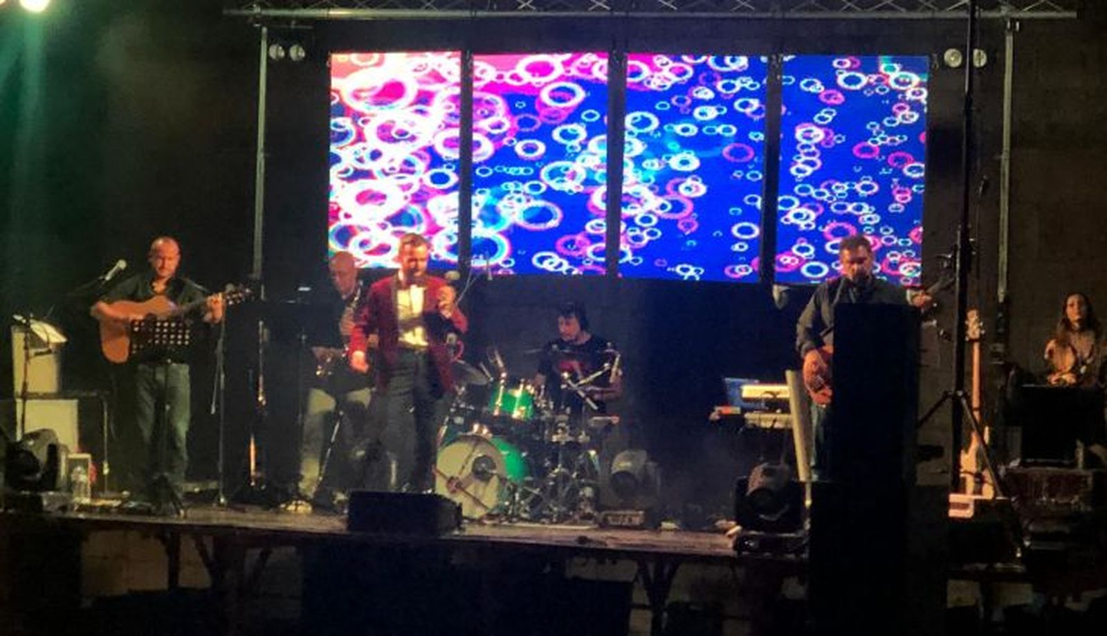 Actuación de la orquesta 'Sándalo Clásicos'