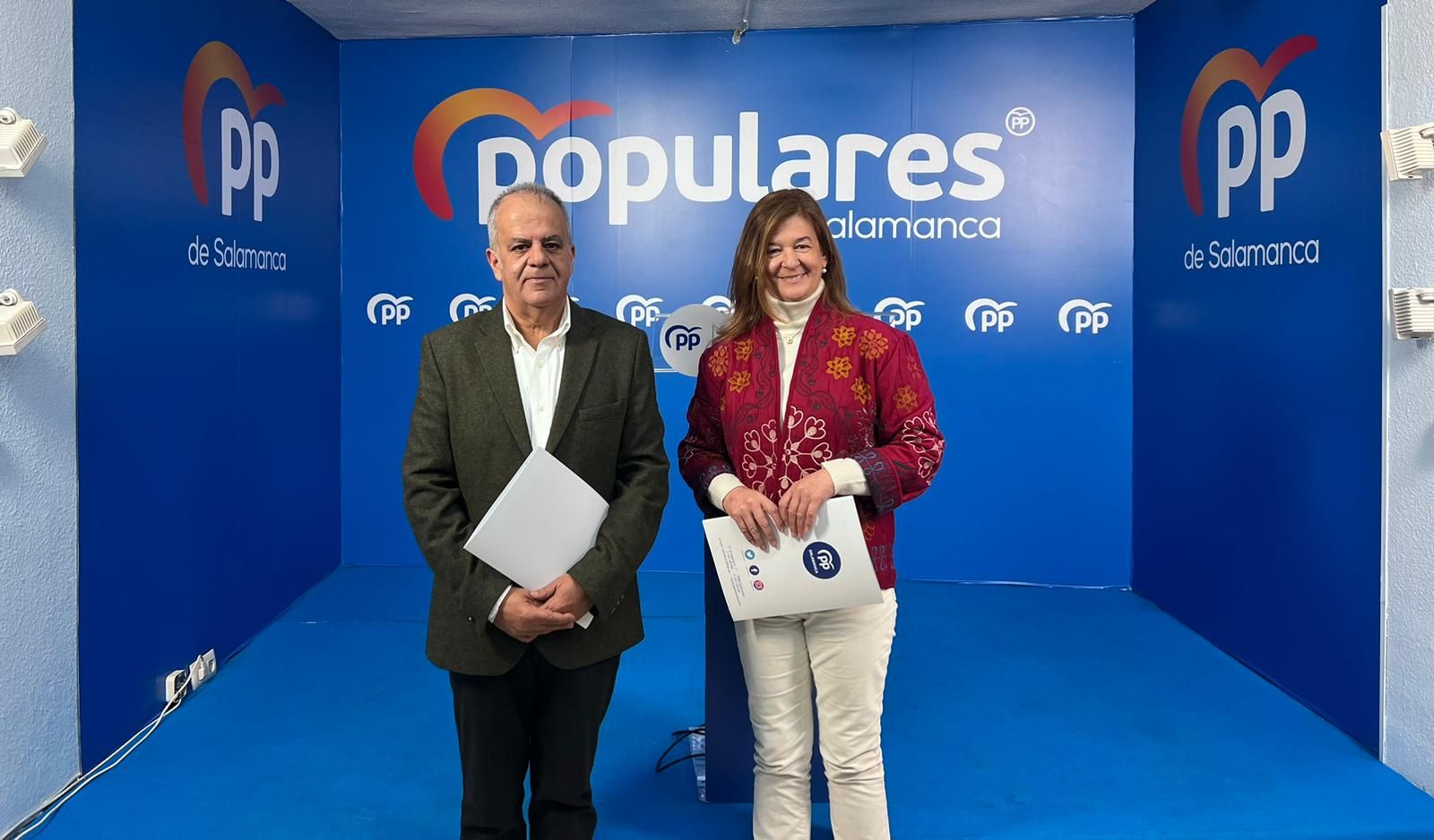 José María Sánchez y Carmen Sánchez Bellota, procuradores del PP por Salamanca