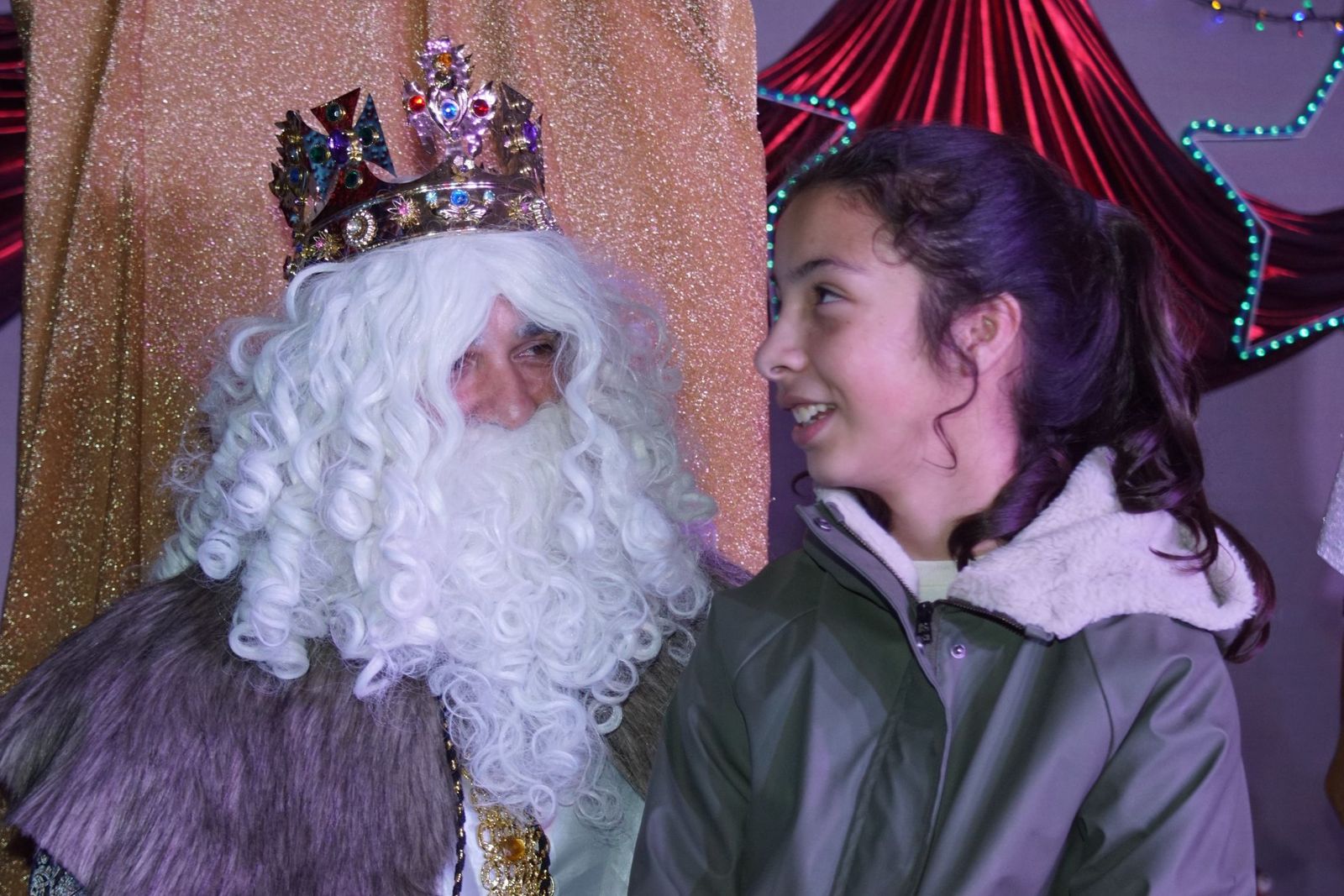 Los Reyes Magos reciben las cartas de los niños de El Encinar