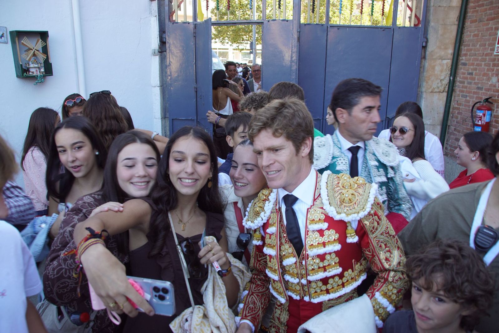 Así ha vivido la afición salmantina el adiós a la feria desde los tendidos: imágenes del ambiente en la corrida concurso