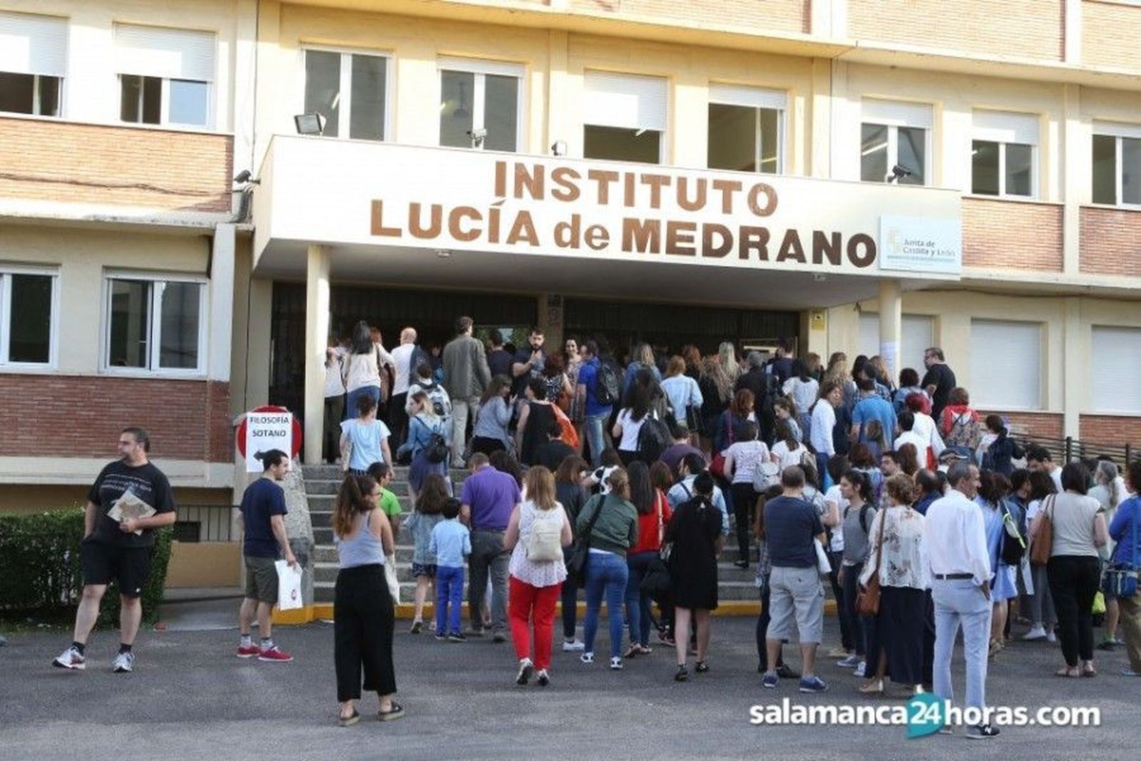 Foto de archivo de las últimas oposiciones de enseñanza celebradas en Salamanca, antes de la pandemia