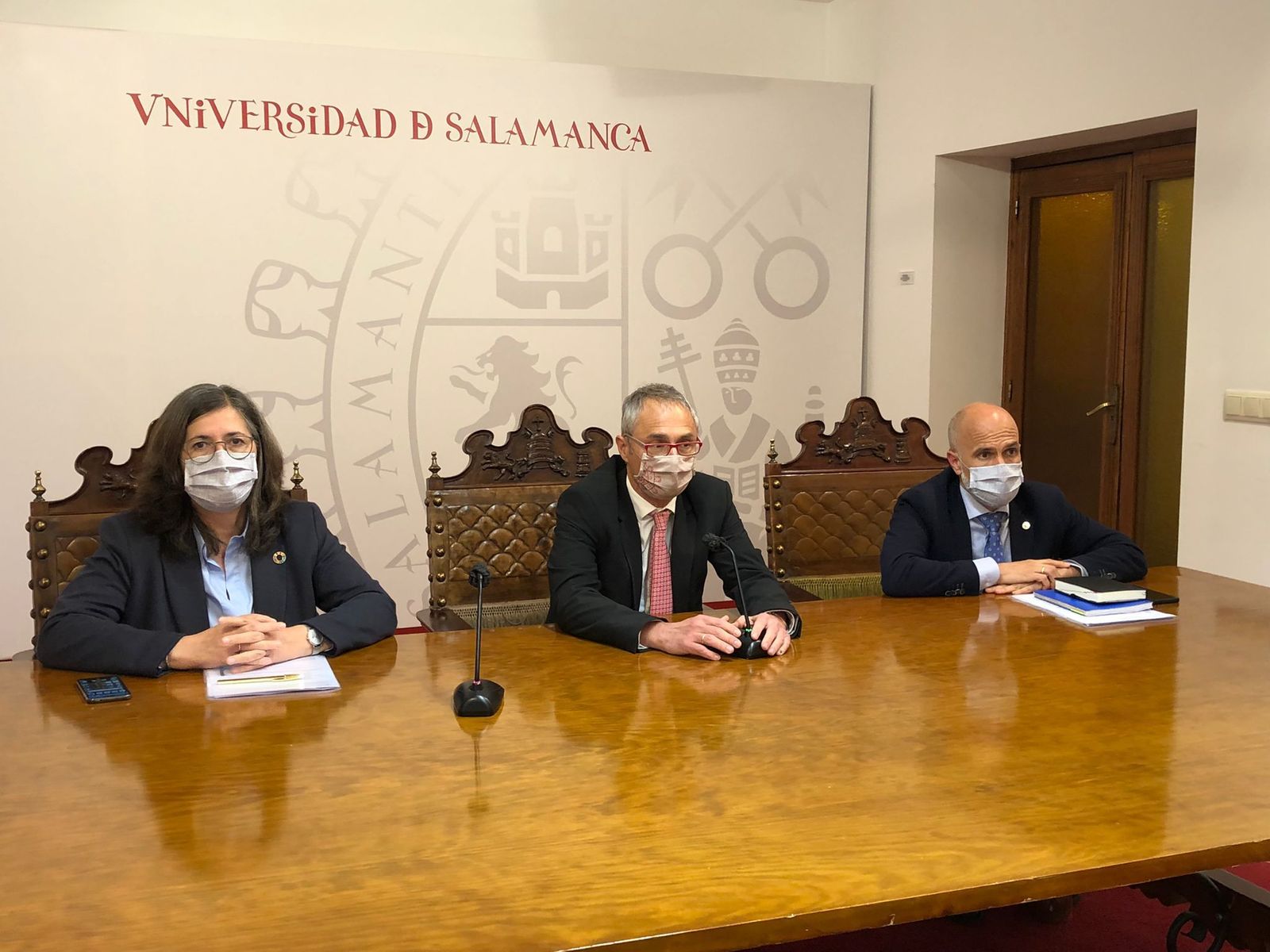 Rueda de prensa posterior al Consejo de Gobierno de la Universidad celebrado este jueves, 28 de abril