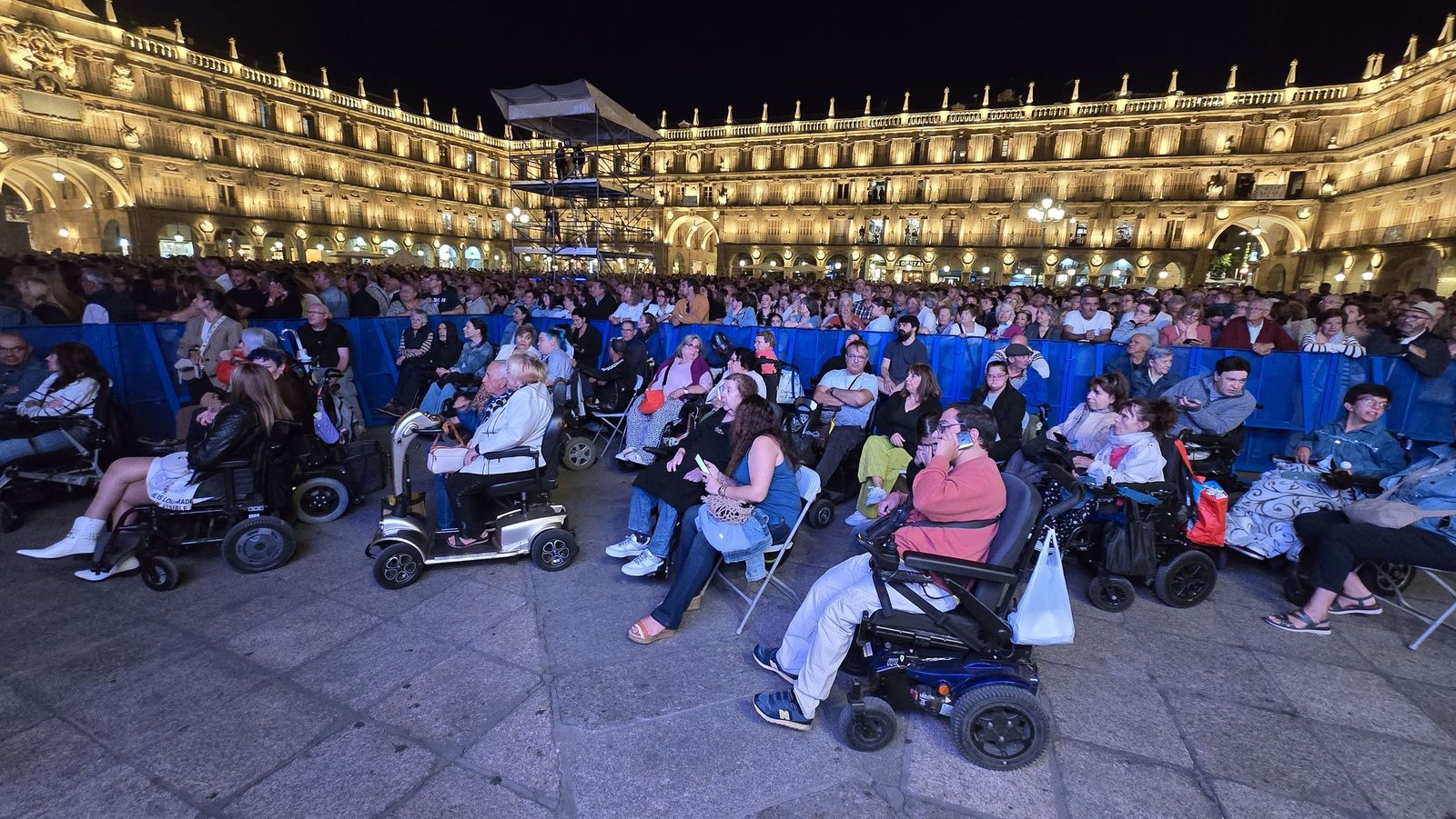 Concierto de Antonio José en la Plaza Mayor