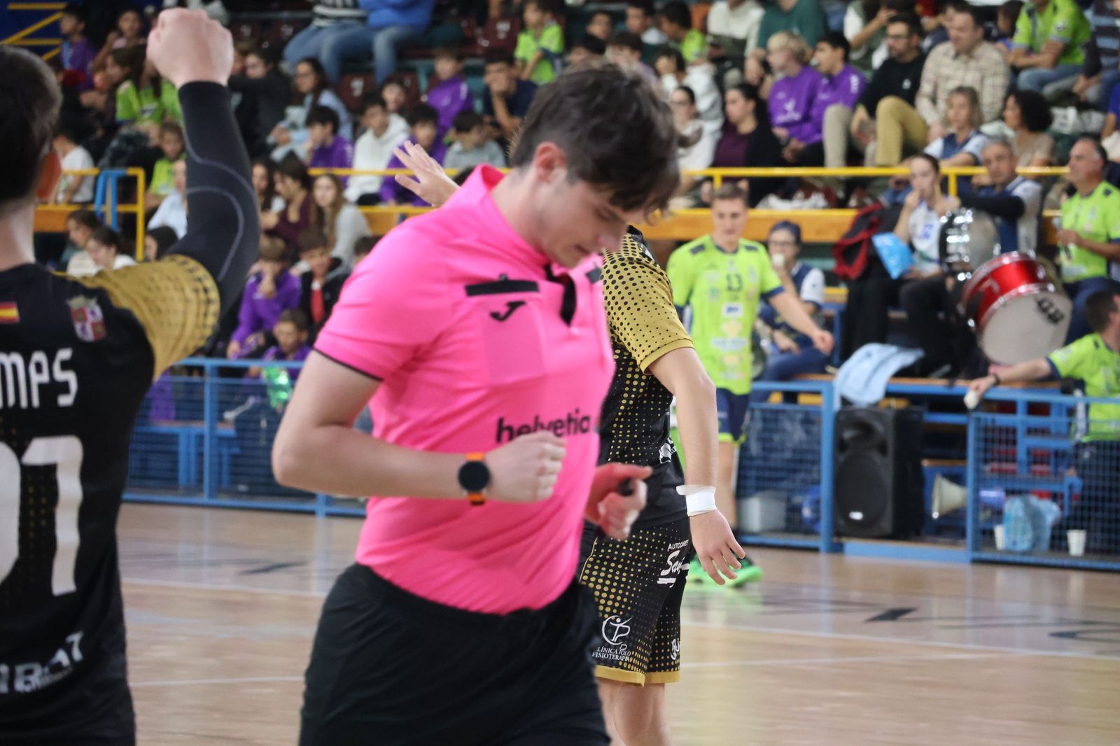 GALERÍA | El BM Zamora recibe en casa al Ciudad de Salamanca en un duelo muy ajustado