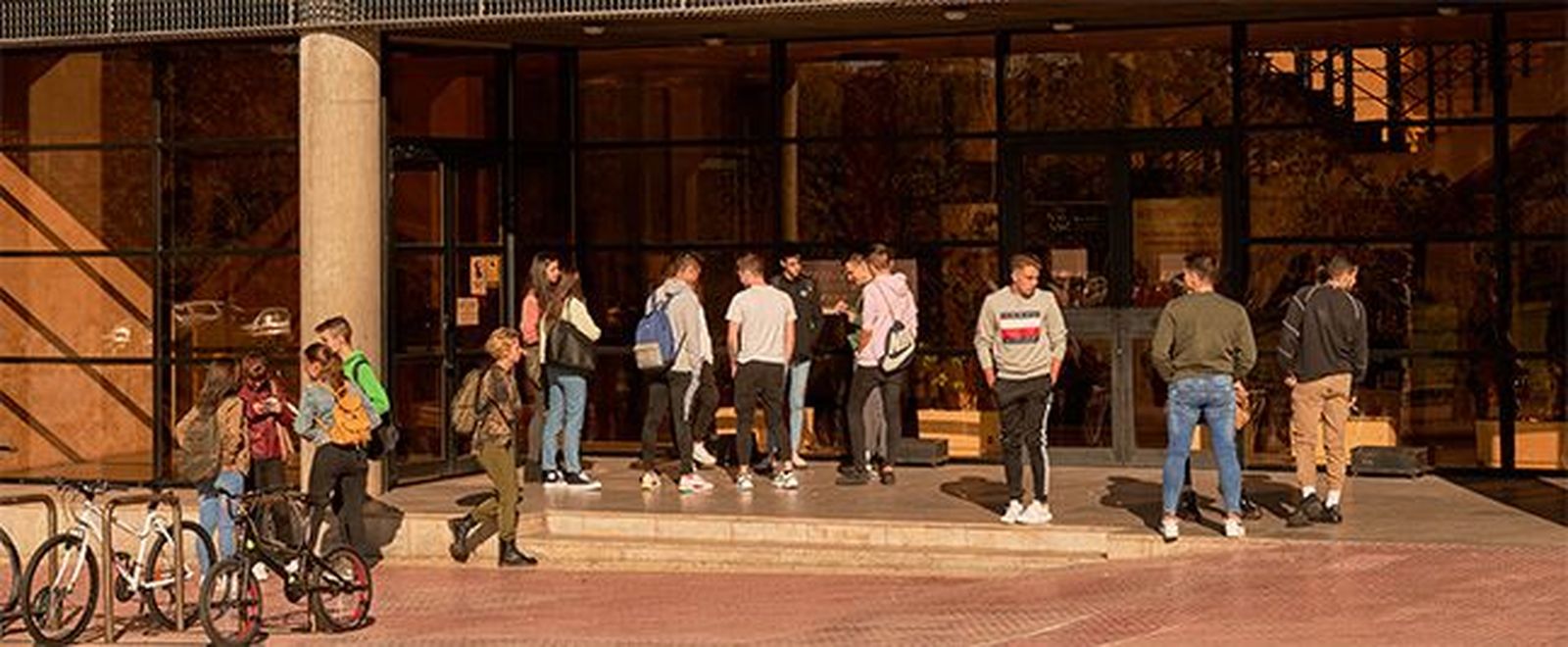 Universitarios. Foto S24H