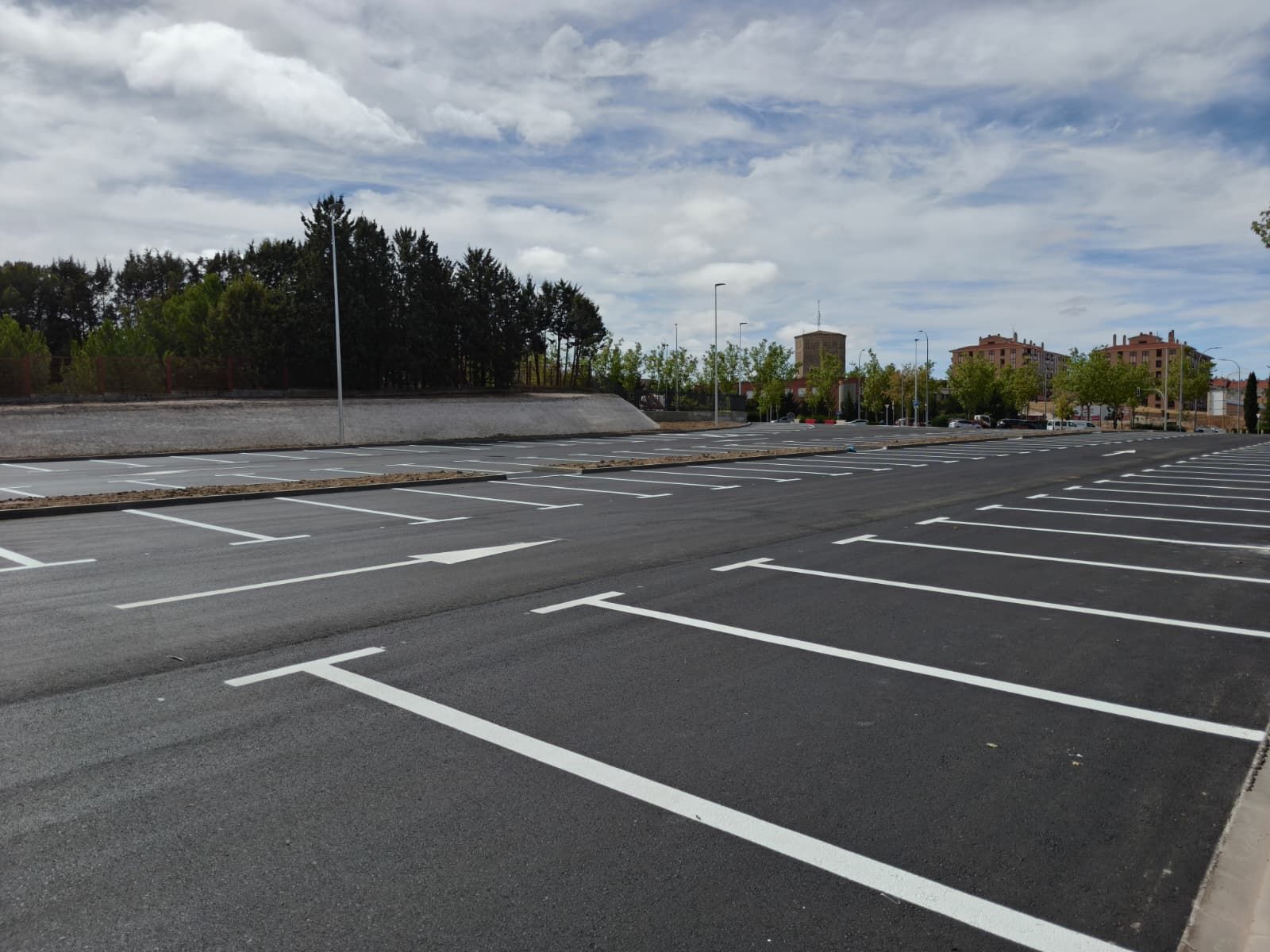 Finalizados los aparcamientos de la Chinchibarra y obras en la avenida de San Agustín