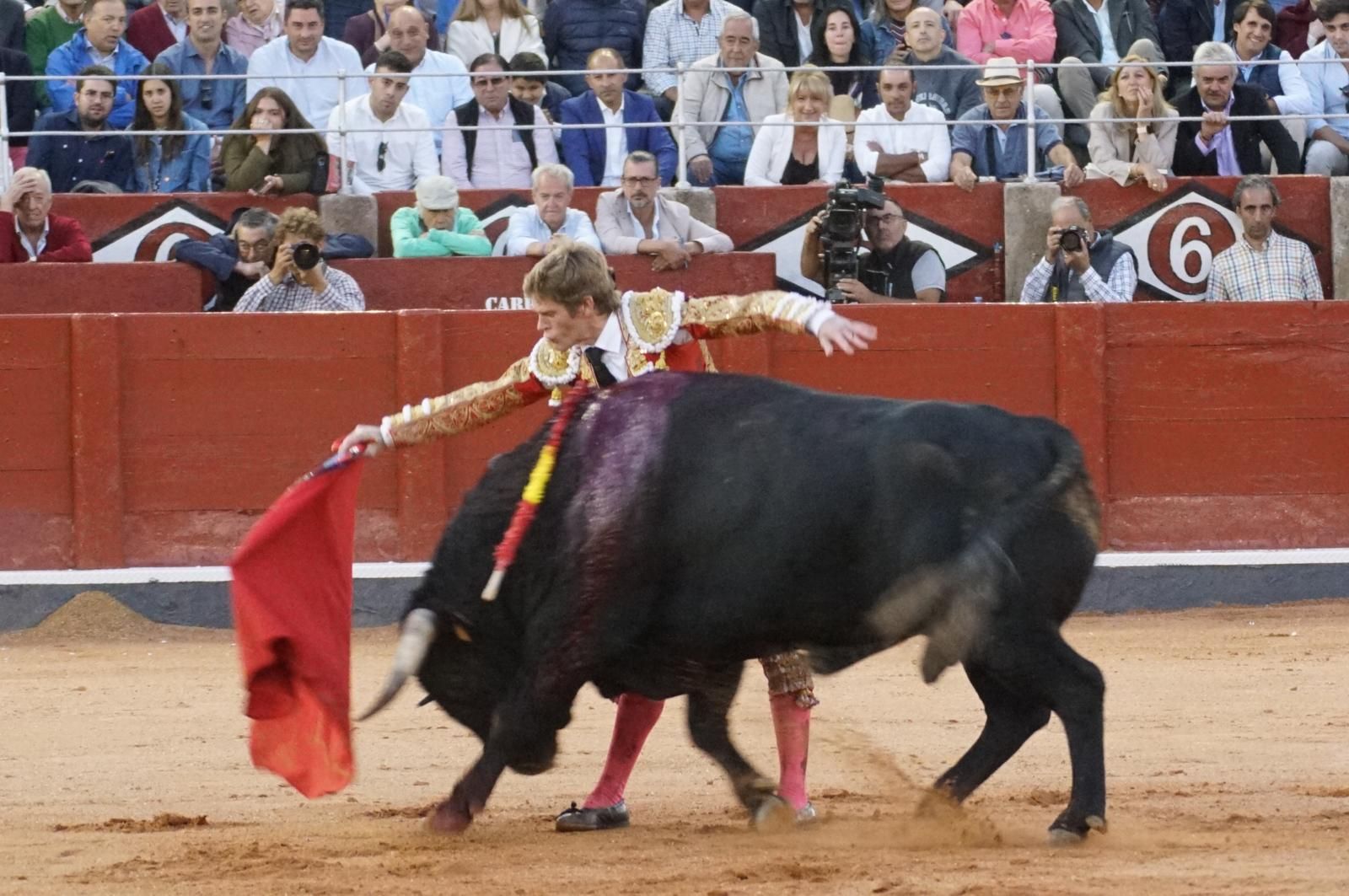 La corrida concurso para despedir la feria con Morante, Talavante y Borja Jiménez: imágenes de los mejores momentos en La Glorieta