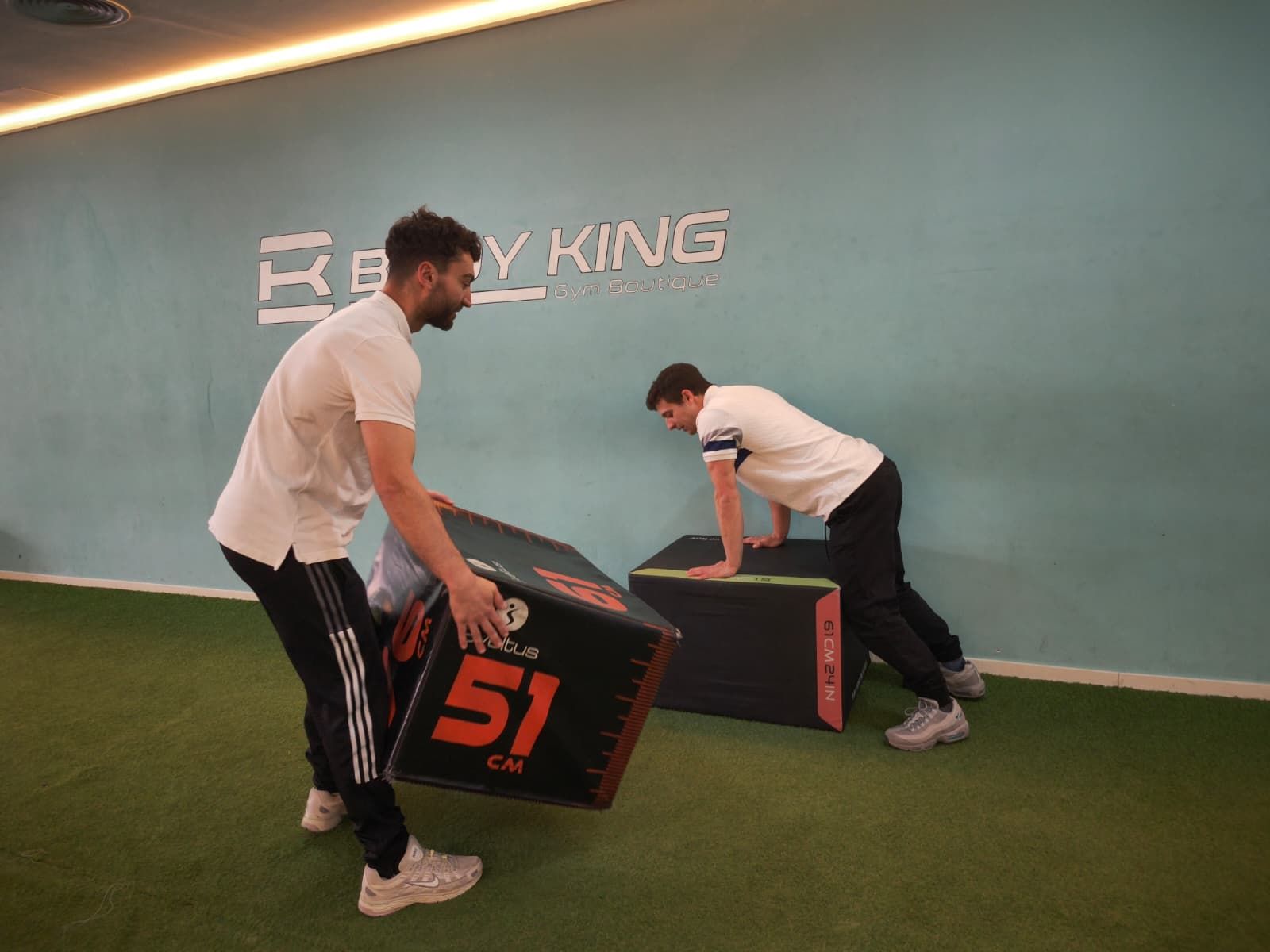 El salmantino Alex Sánchez consigue el Guinness World Record por el Highest Pistol Squat Box Jump